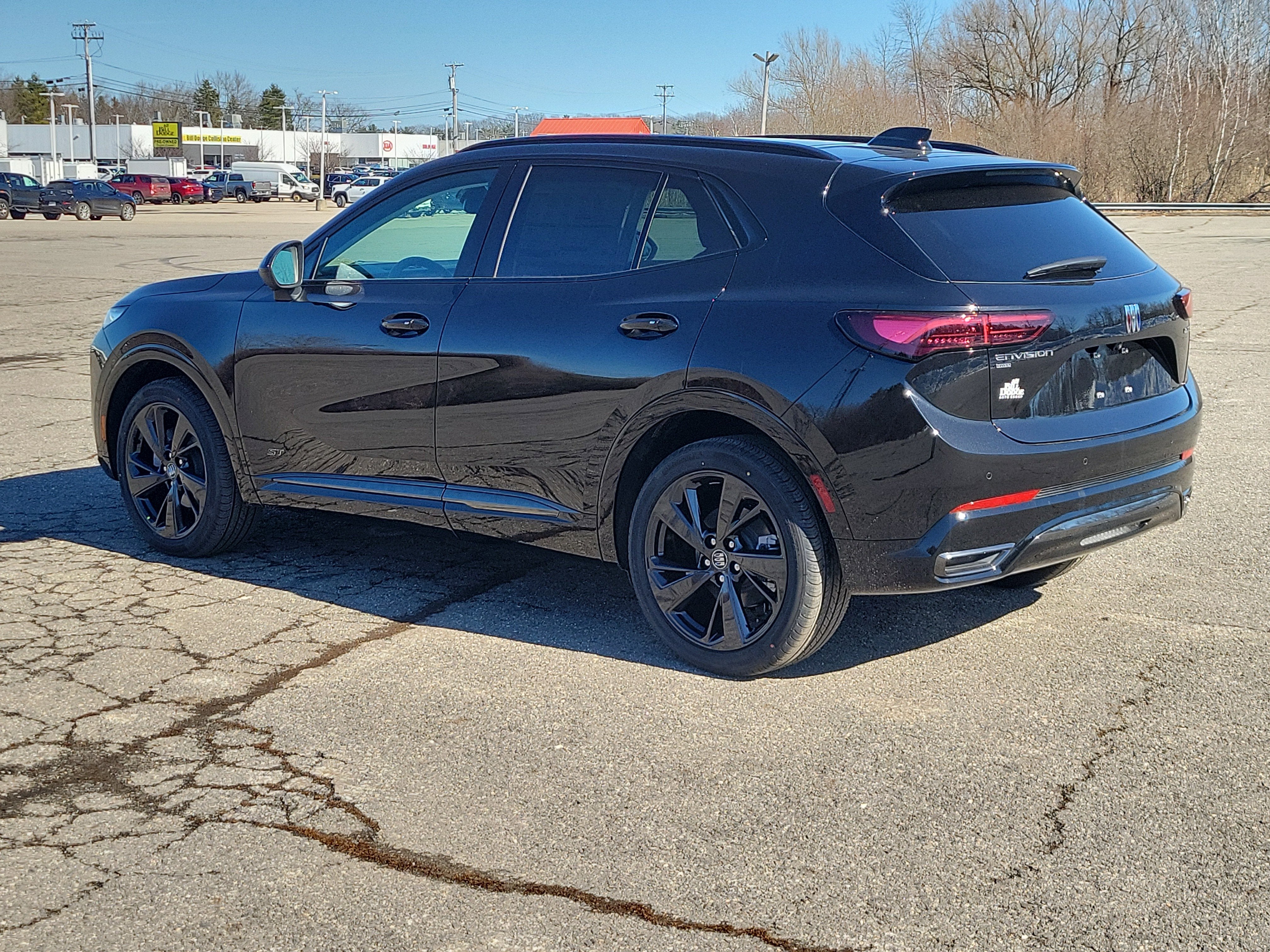 View vehicle photo 5