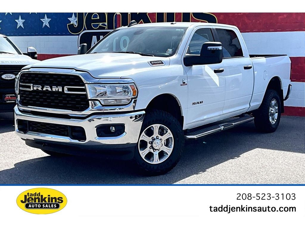 Bright White Clearcoat 2024 RAM 2500 Pickup Truck Four-Wheel Drive 6-Speed Automatic
