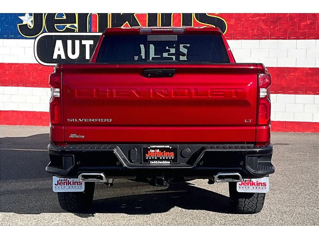 View vehicle photo 4