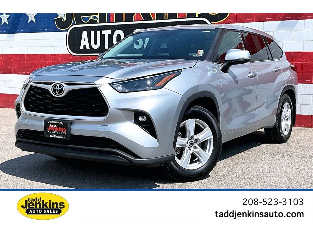 Celestial Silver Metallic 2022 Toyota Highlander SUV / Crossover All-Wheel Drive 8-Speed Automatic