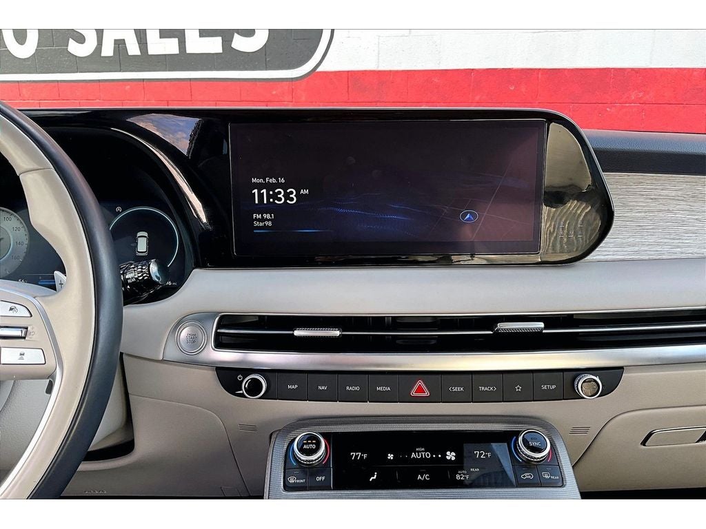 View vehicle photo 7