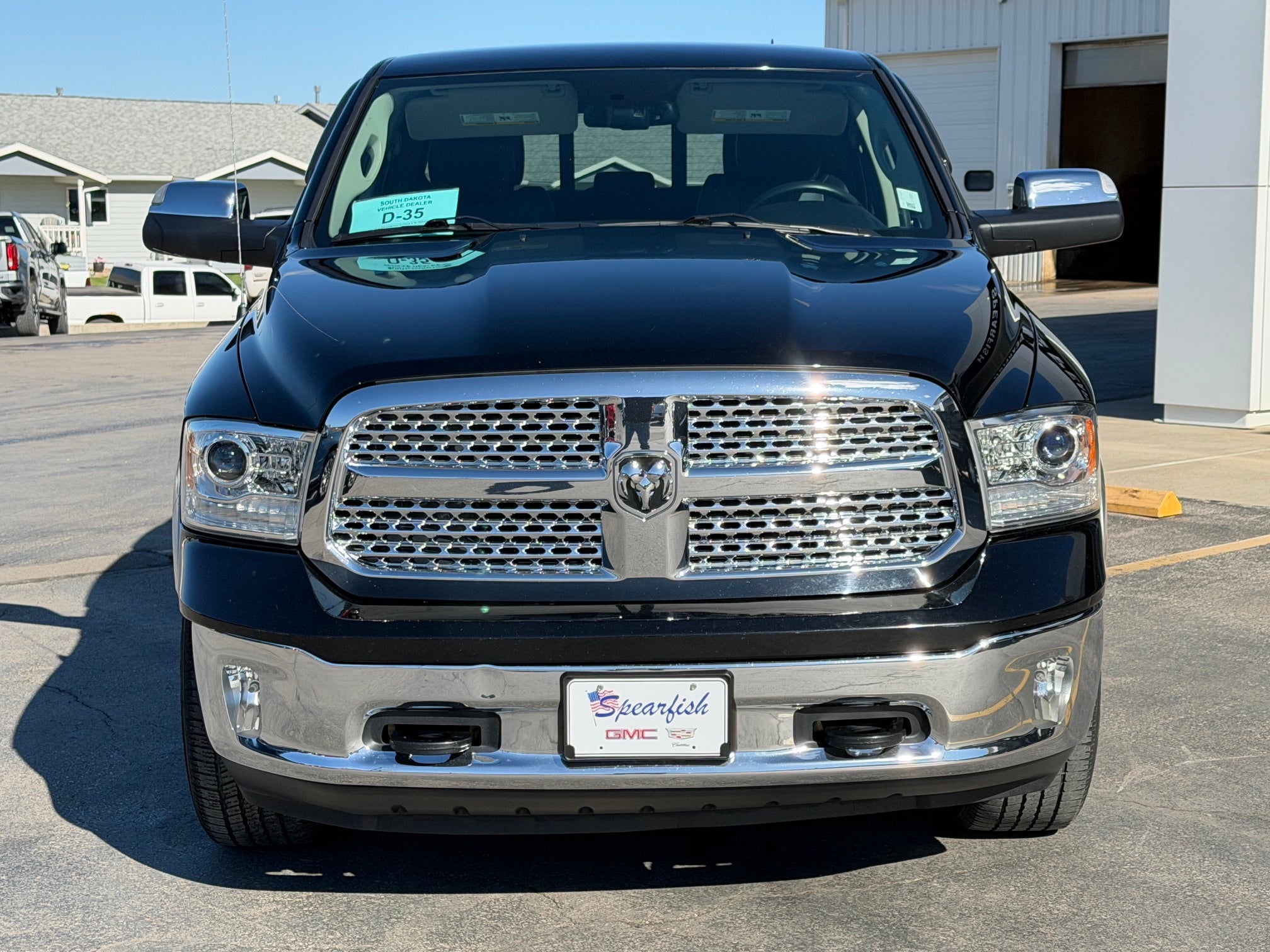View vehicle photo 2
