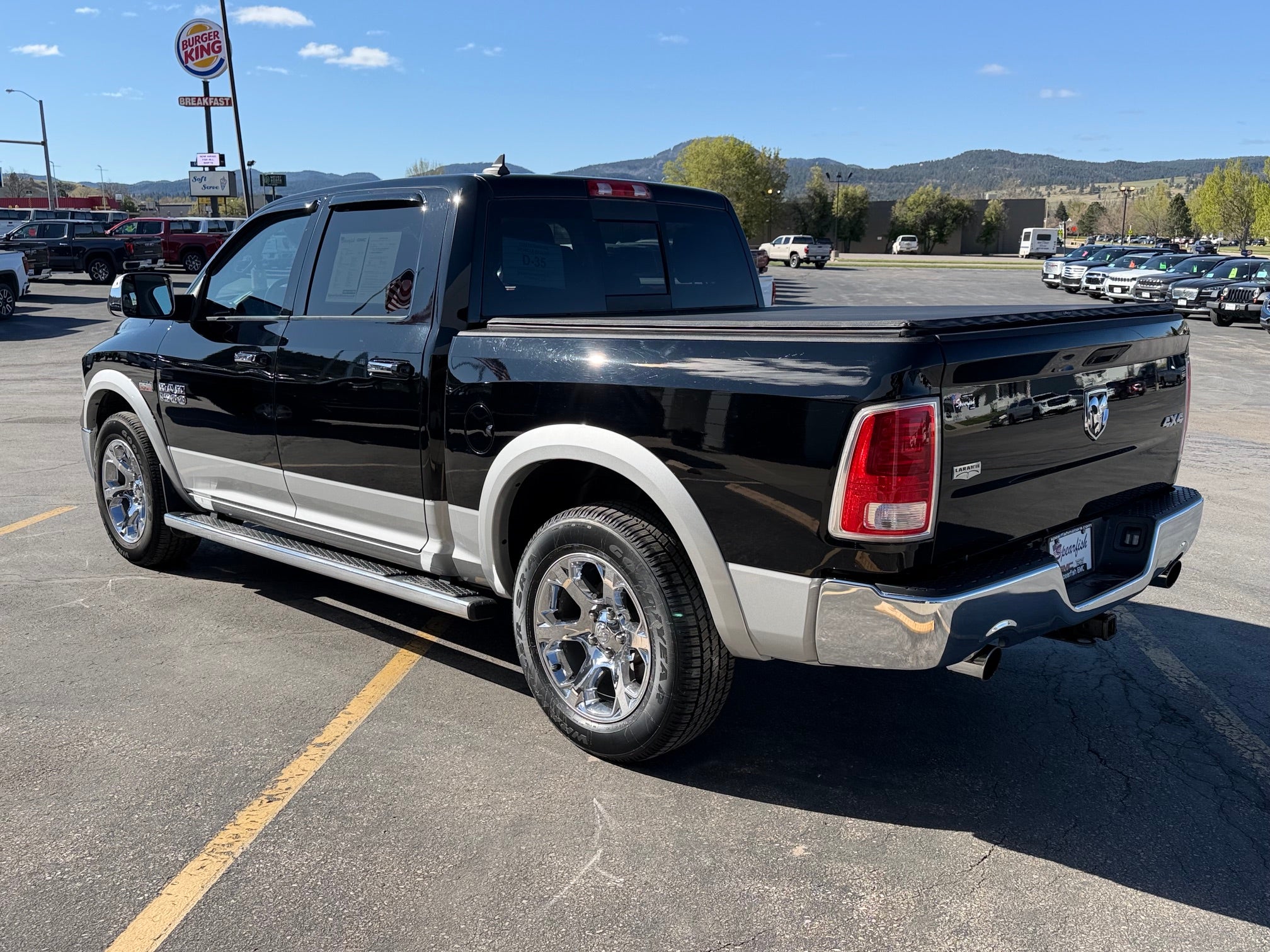 View vehicle photo 5