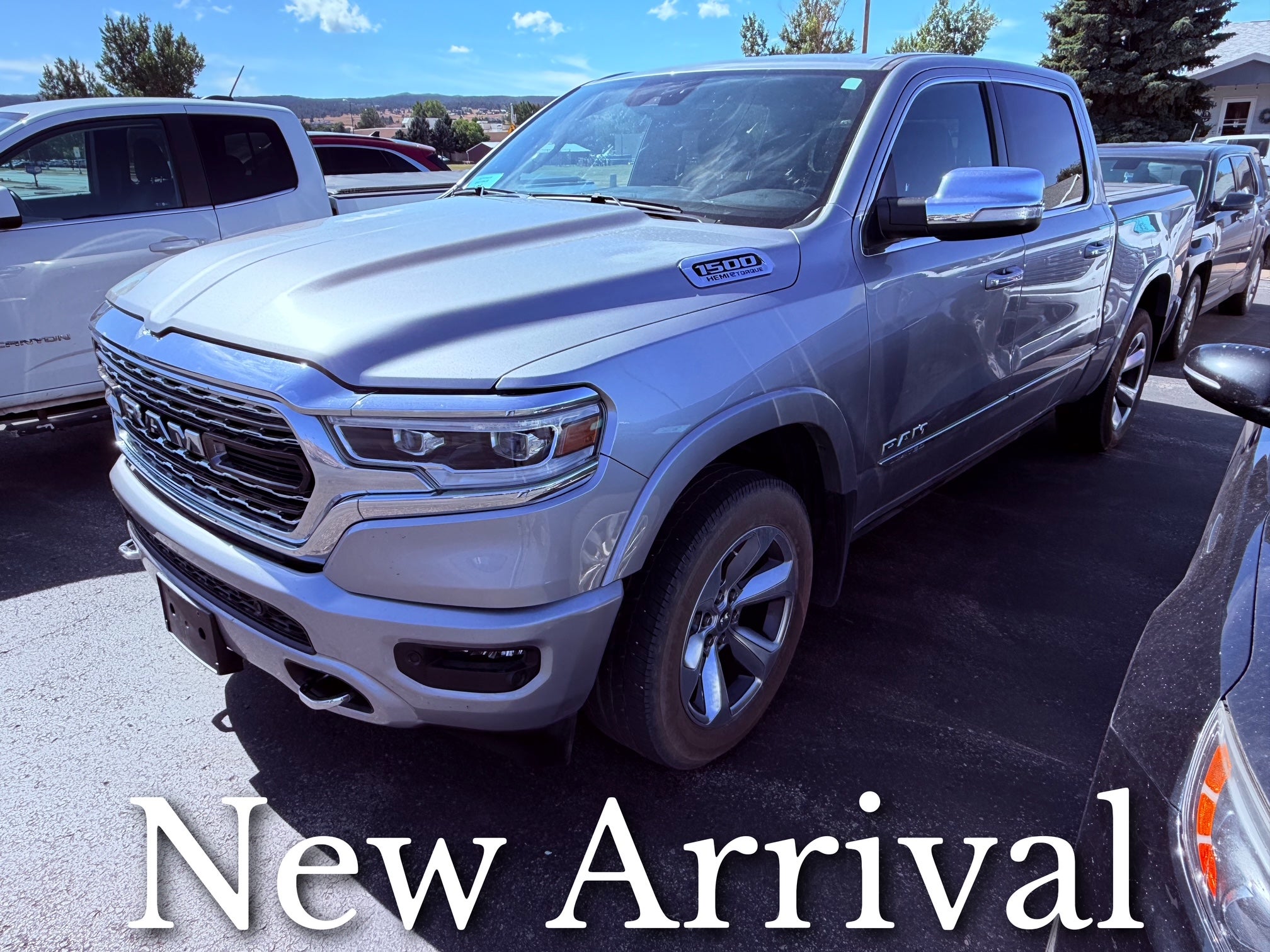  2022 RAM 1500 Limited Crew Cab 4WD   