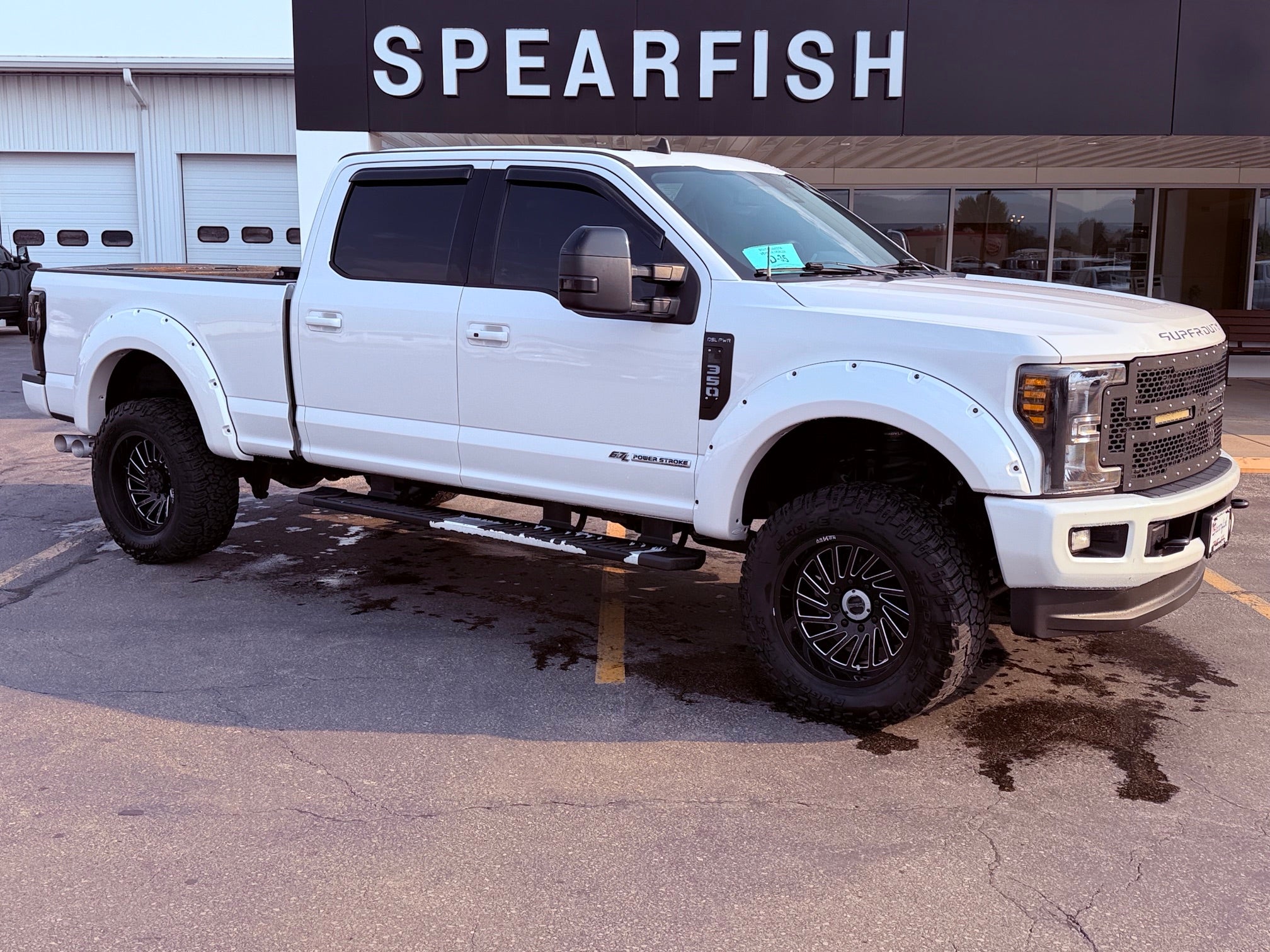  2019 Ford F-350 Super Duty Lariat Crew Cab 4WD   