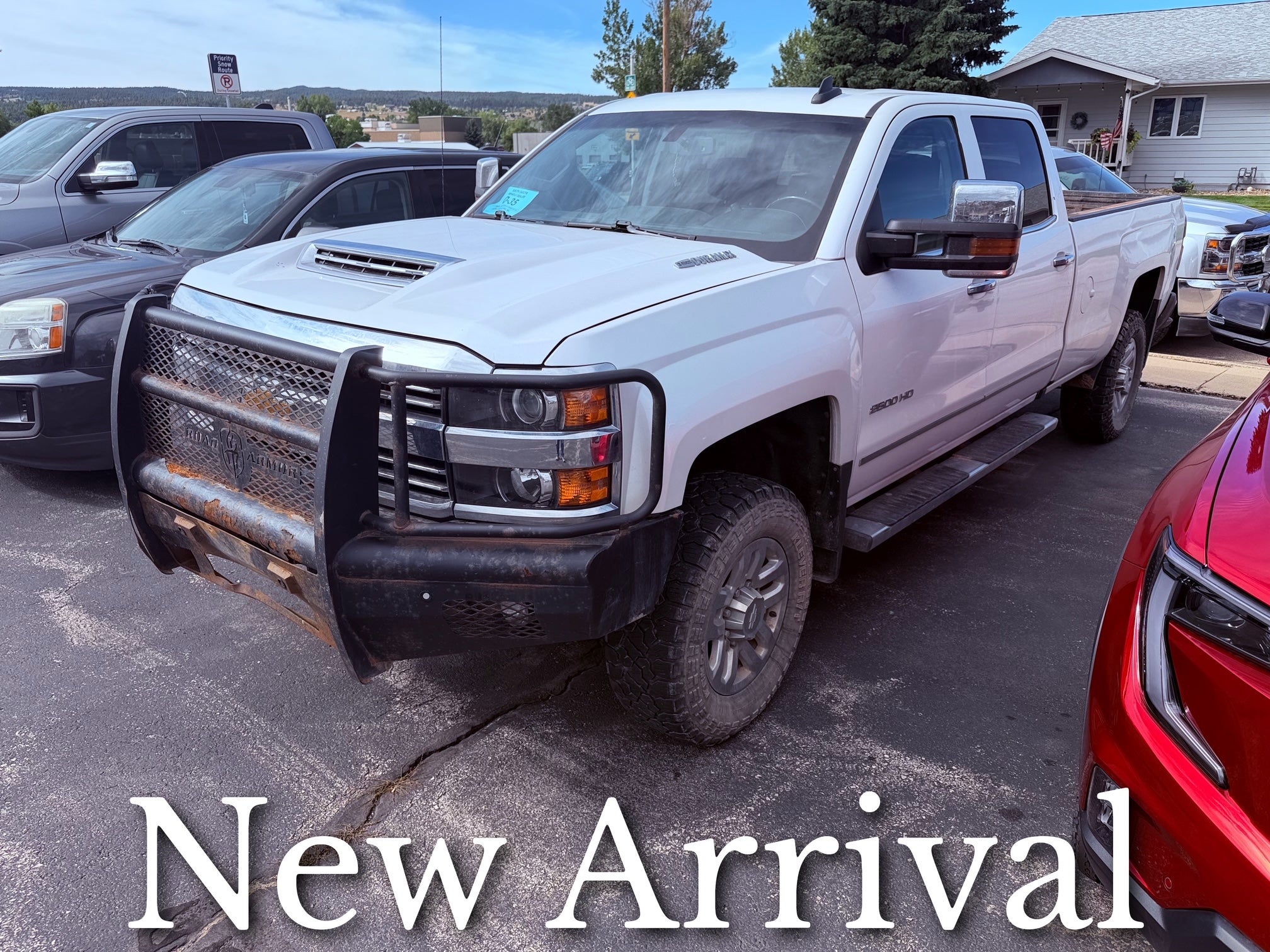 White (Iridescent Pearl Tricoat) 2019 Chevrolet Silverado 2500HD Pickup Truck Four-Wheel Drive Automatic