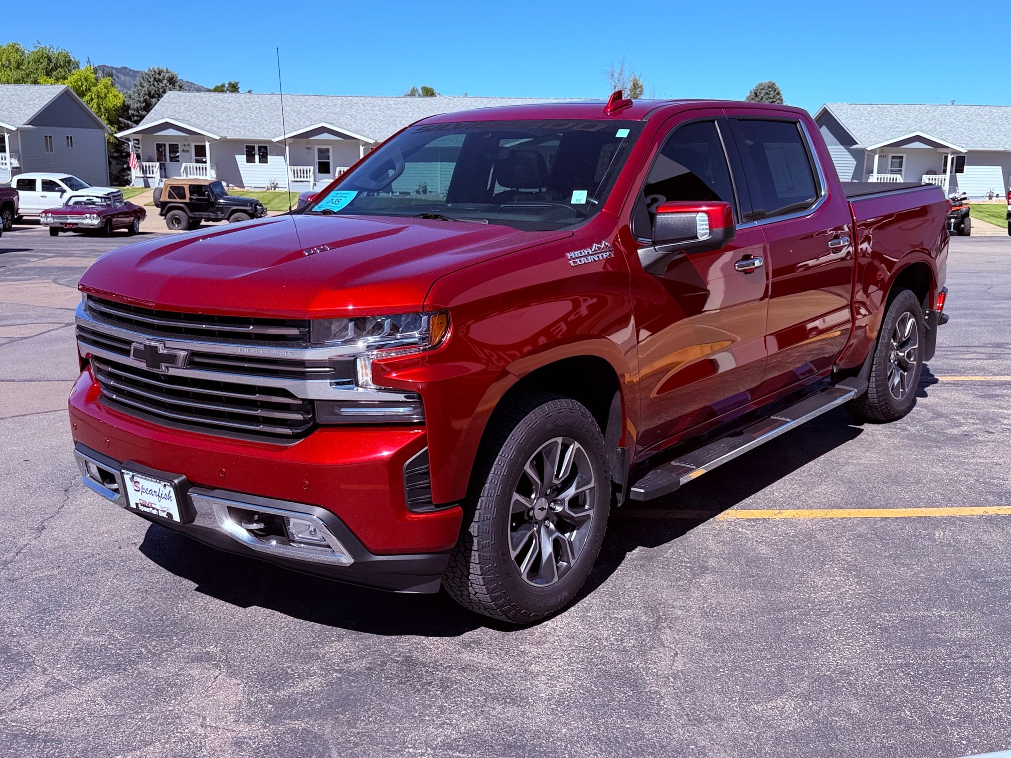 View vehicle photo 3