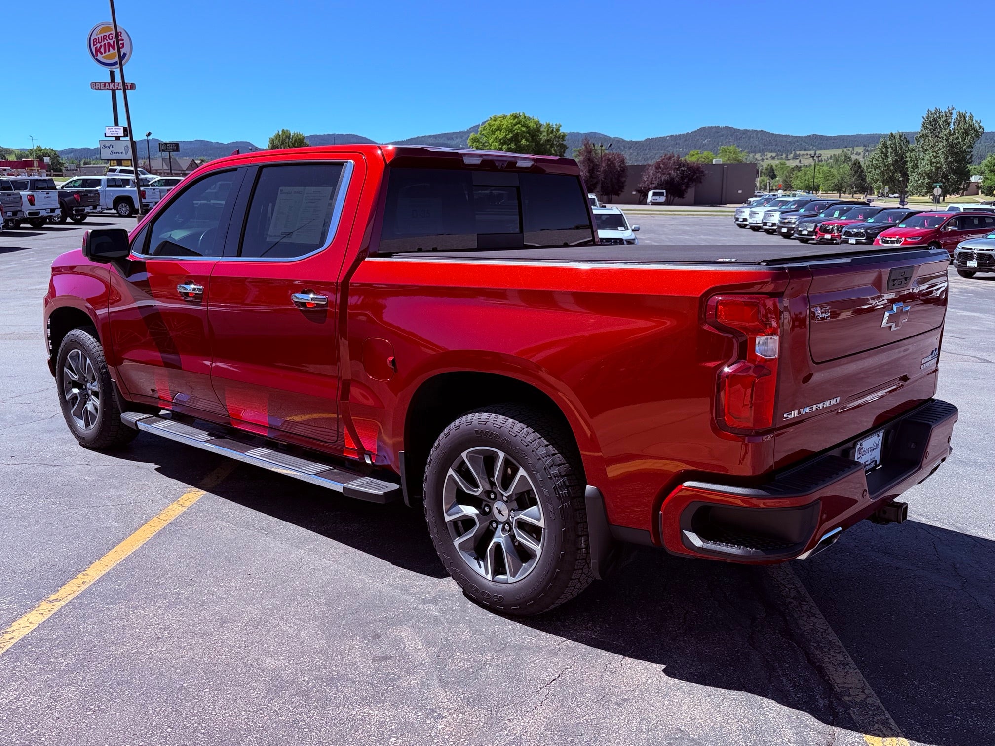 View vehicle photo 5