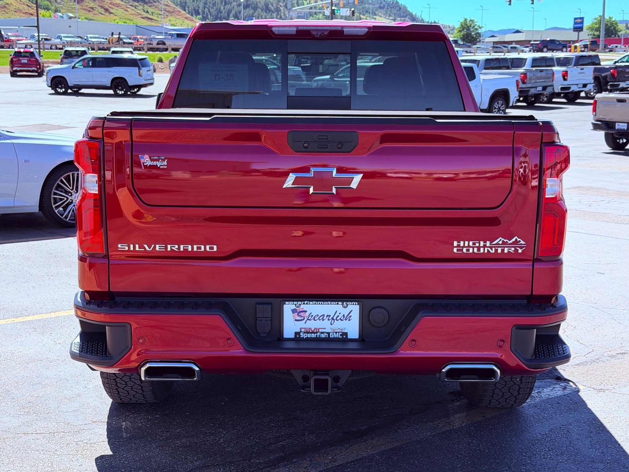 View vehicle photo 6