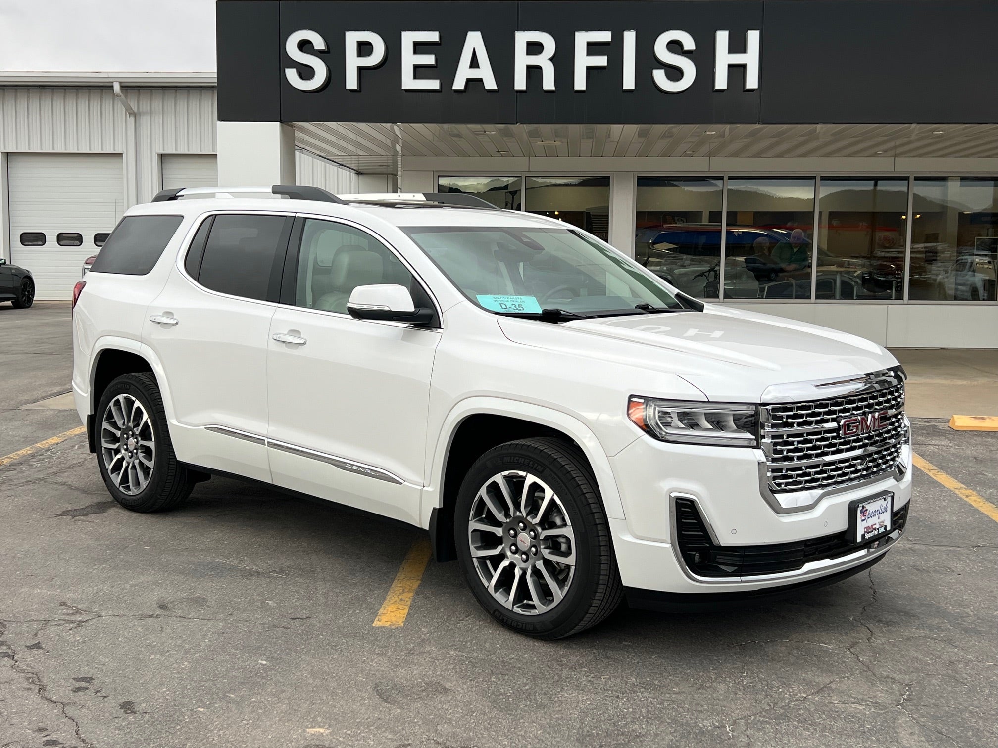 2022 GMC Acadia Denali AWD