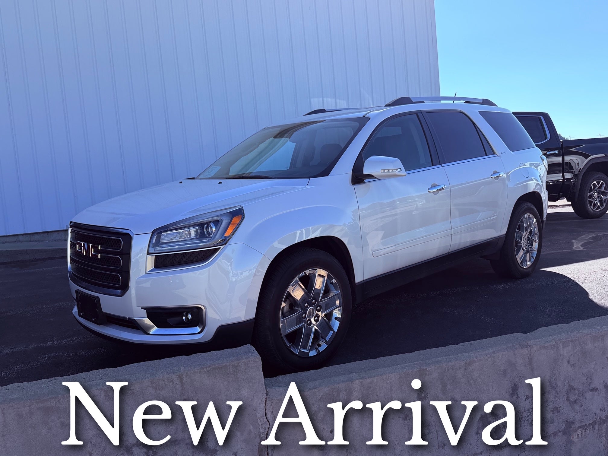 White Frost Tricoat 2017 GMC Acadia SUV / Crossover All-Wheel Drive Automatic