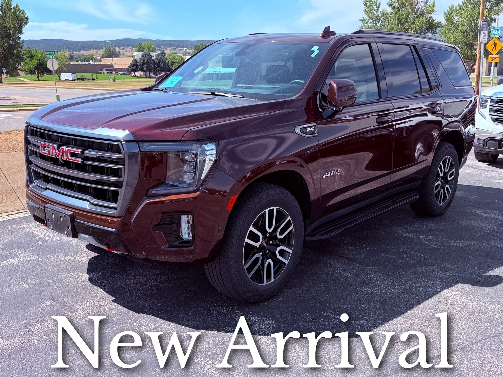  2023 GMC Yukon AT4 4WD   