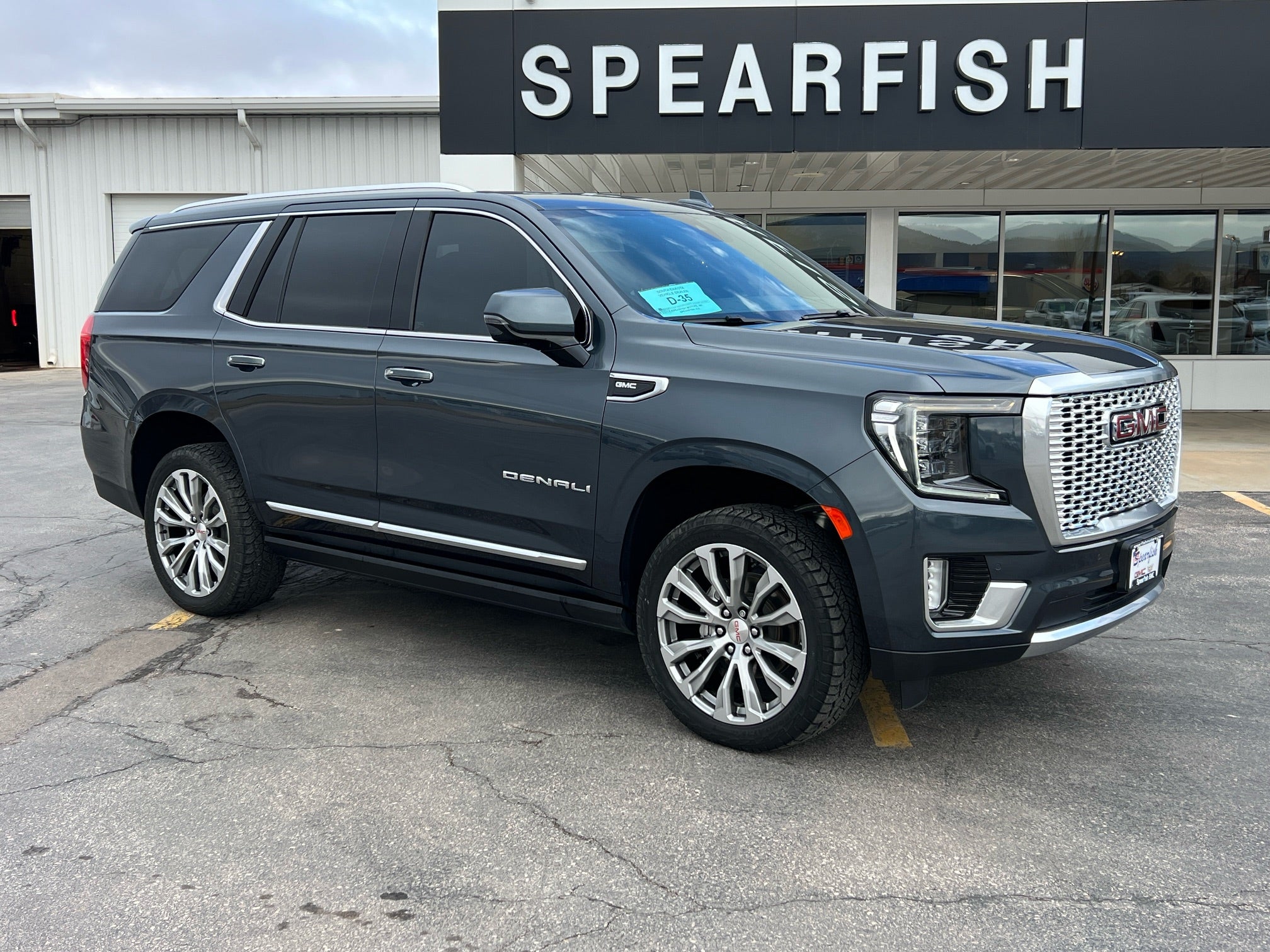 2021 GMC Yukon Denali 4WD