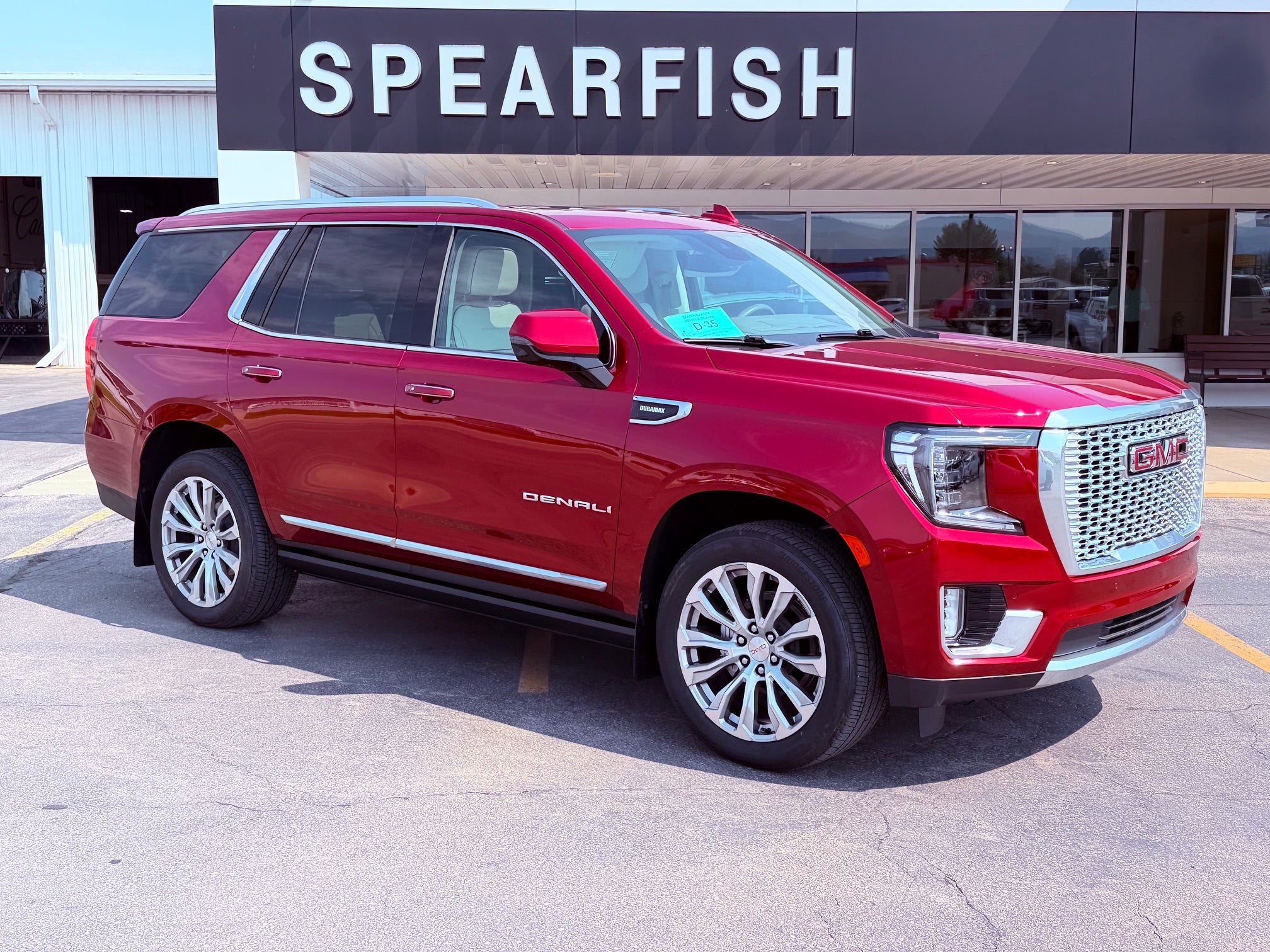  2023 GMC Yukon Denali 4WD   