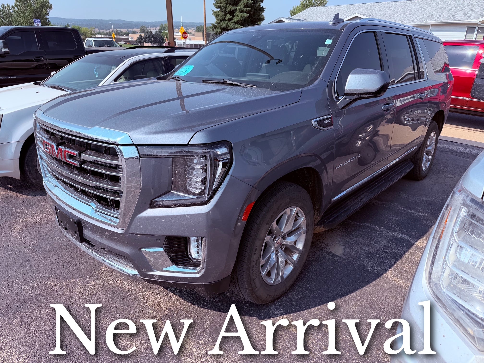  2022 GMC Yukon XL SLT 4WD   