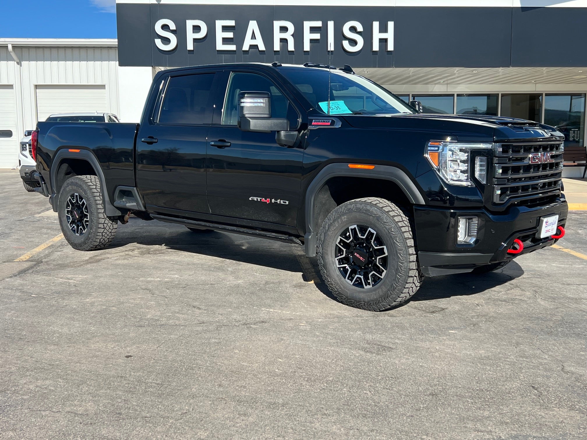 2022 GMC Sierra 2500HD AT4 Crew Cab 4WD