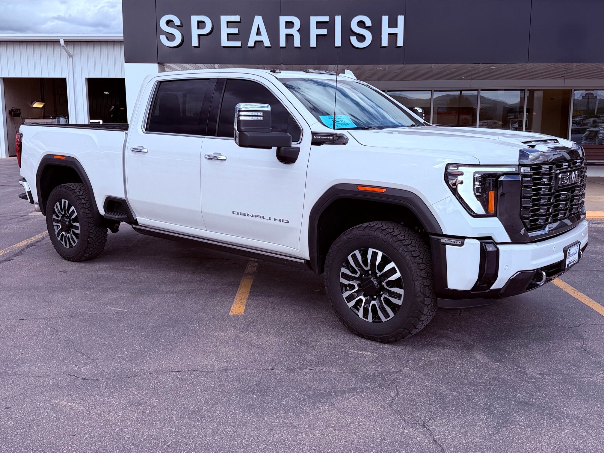  2024 GMC Sierra 3500HD Denali Ultimate Crew Cab 4WD   