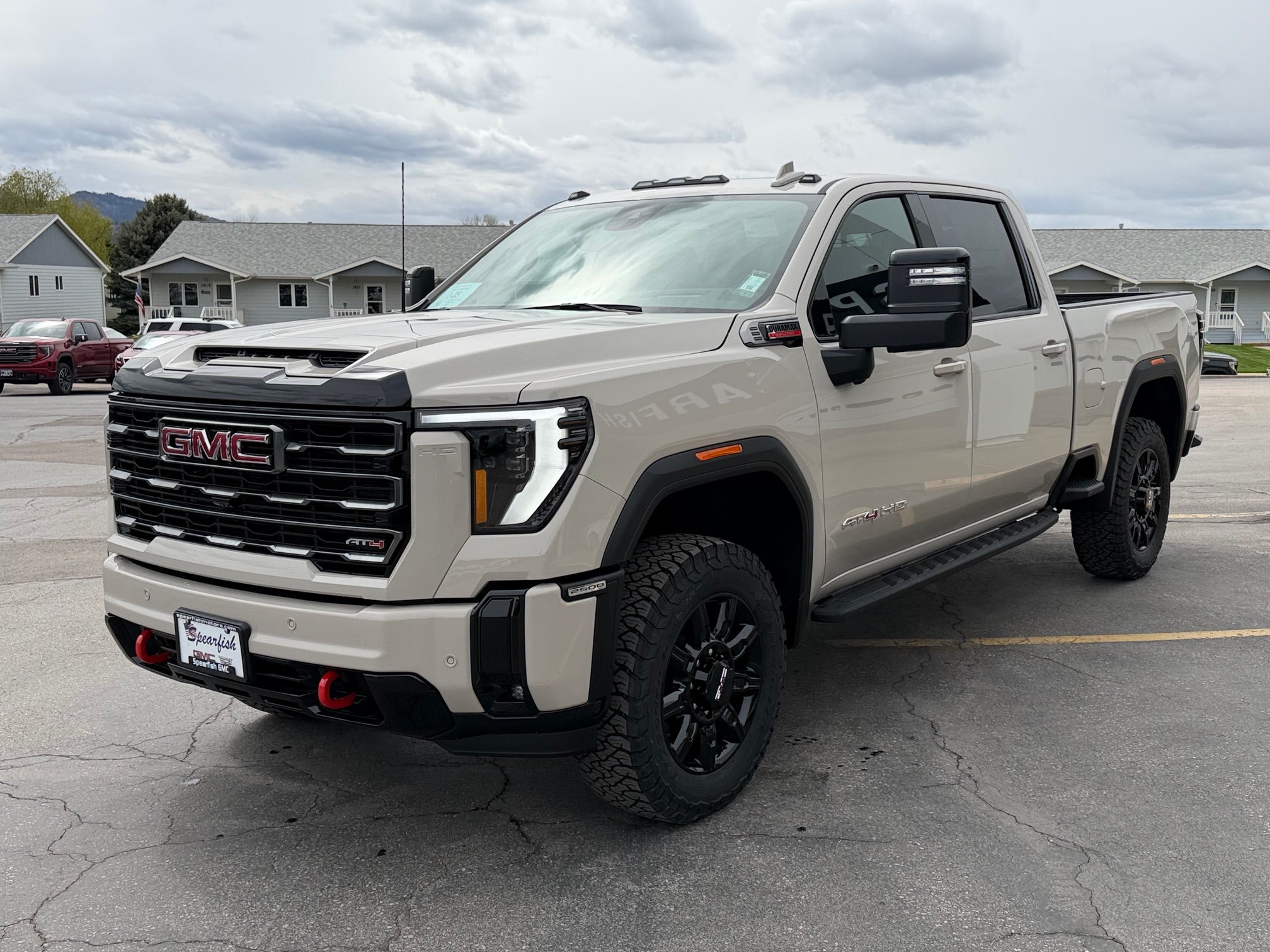 View vehicle photo 3