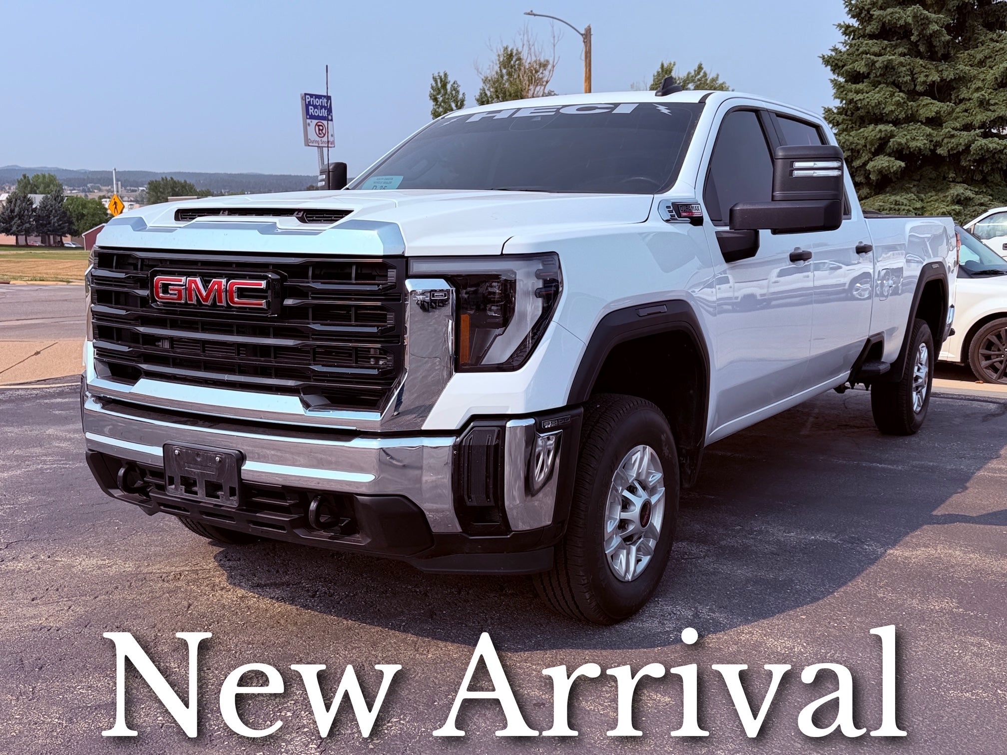  2025 GMC Sierra 3500HD Pro Crew Cab 4WD   