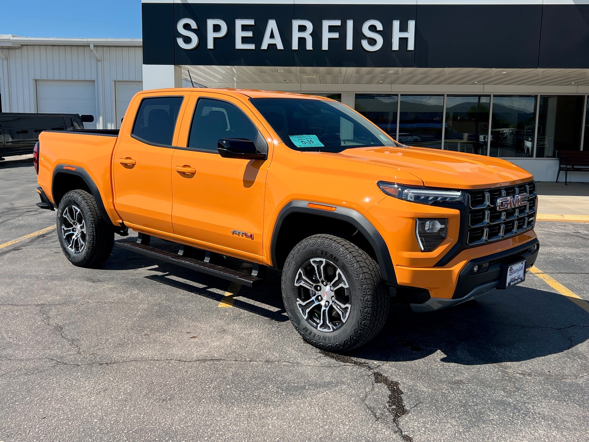 2025 GMC Canyon AT4 Crew Cab 4WD