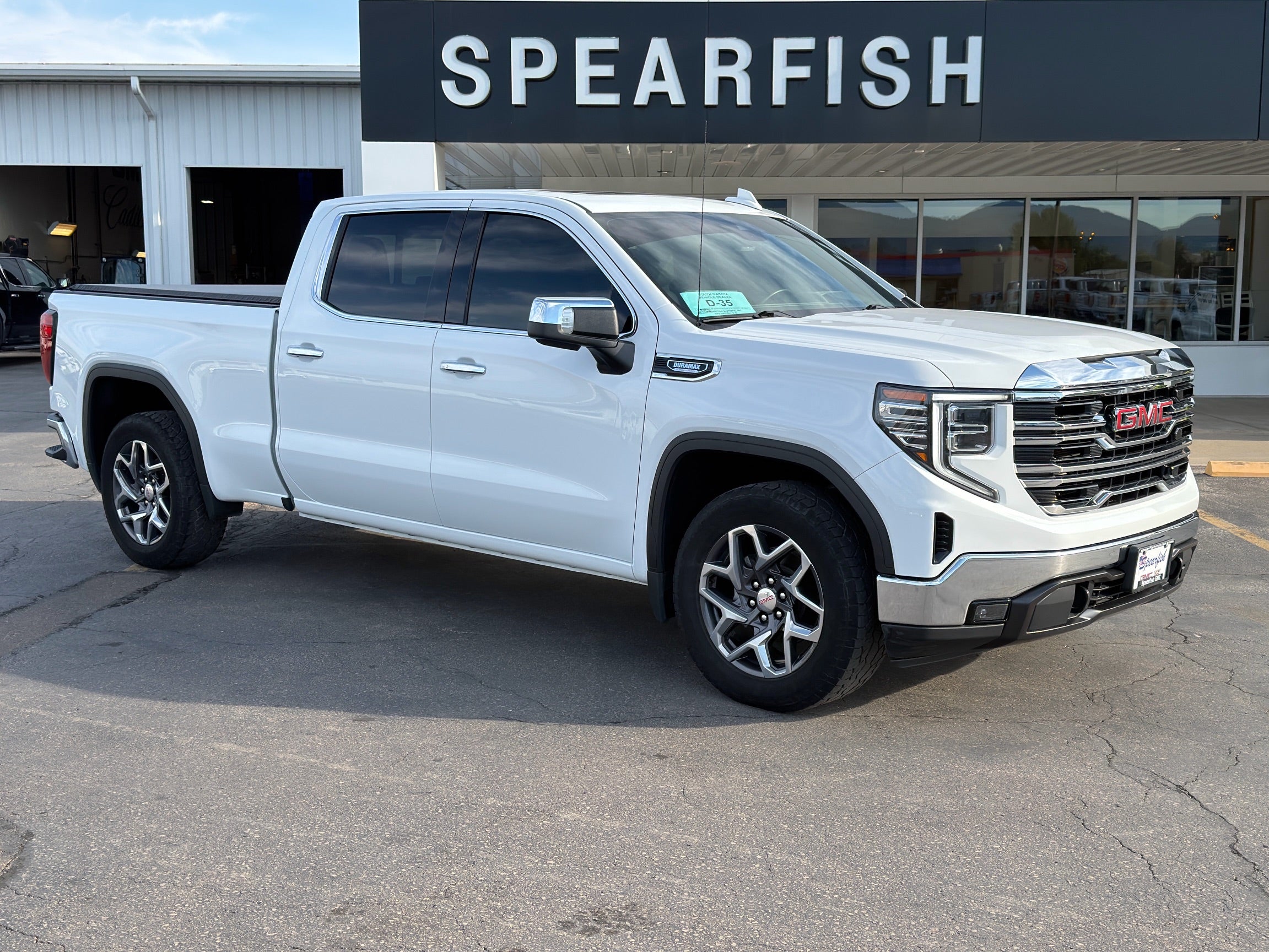 2023 GMC Sierra 1500 SLT Crew Cab 4WD   