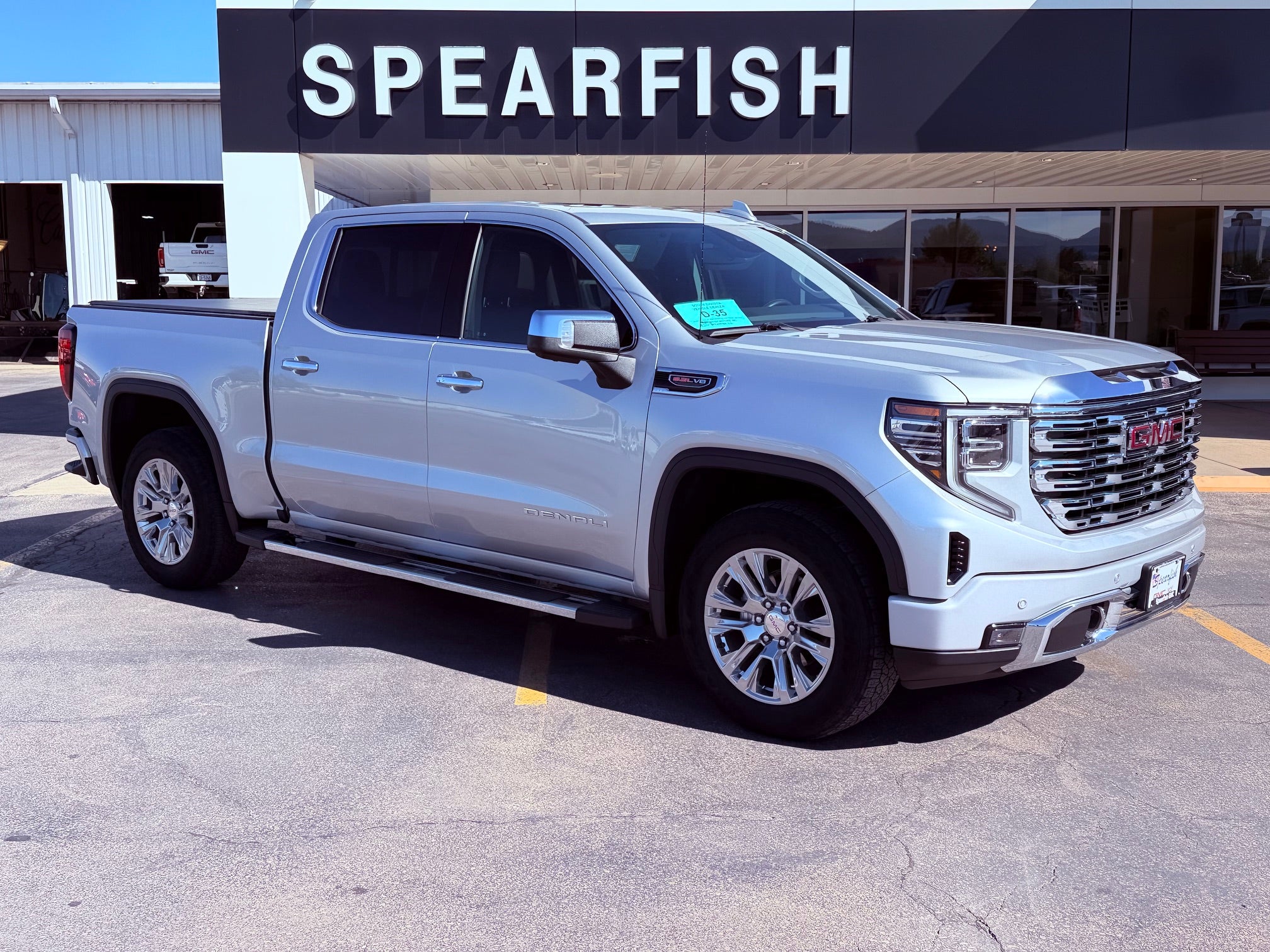  2022 GMC Sierra 1500 Denali Crew Cab 4WD   