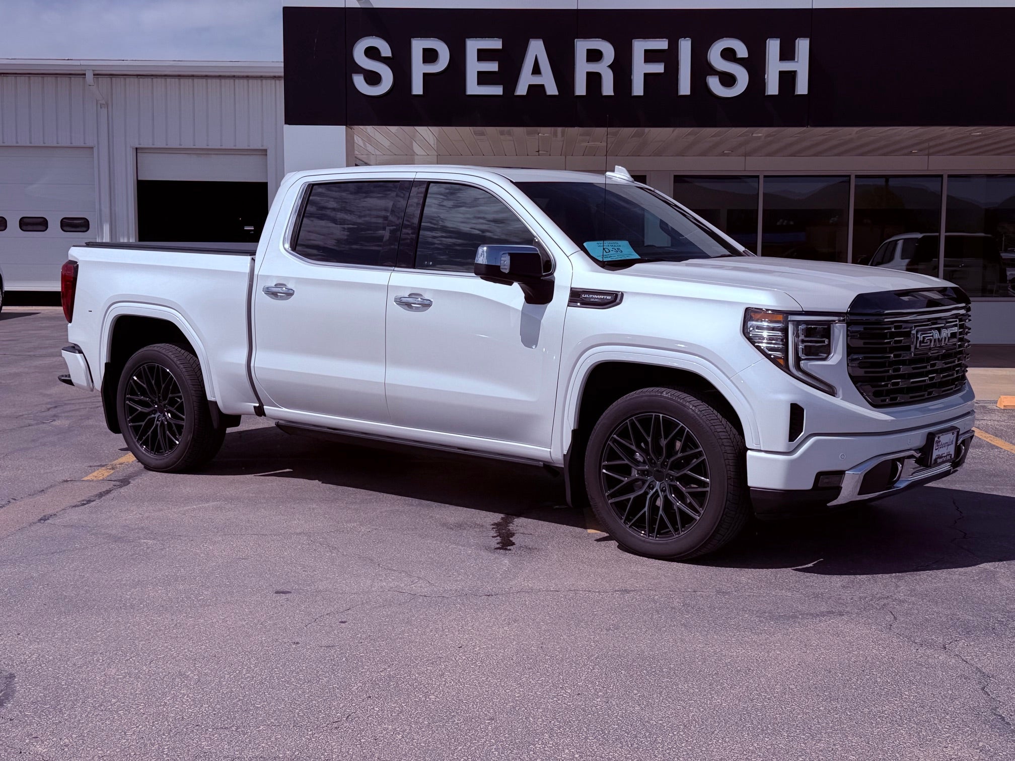 White Frost Tricoat 2024 GMC Sierra 1500 Pickup Truck Four-Wheel Drive Automatic