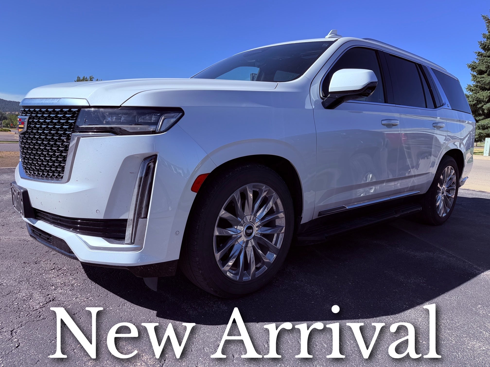 Crystal White Tricoat 2021 Cadillac Escalade SUV / Crossover Four-Wheel Drive Automatic