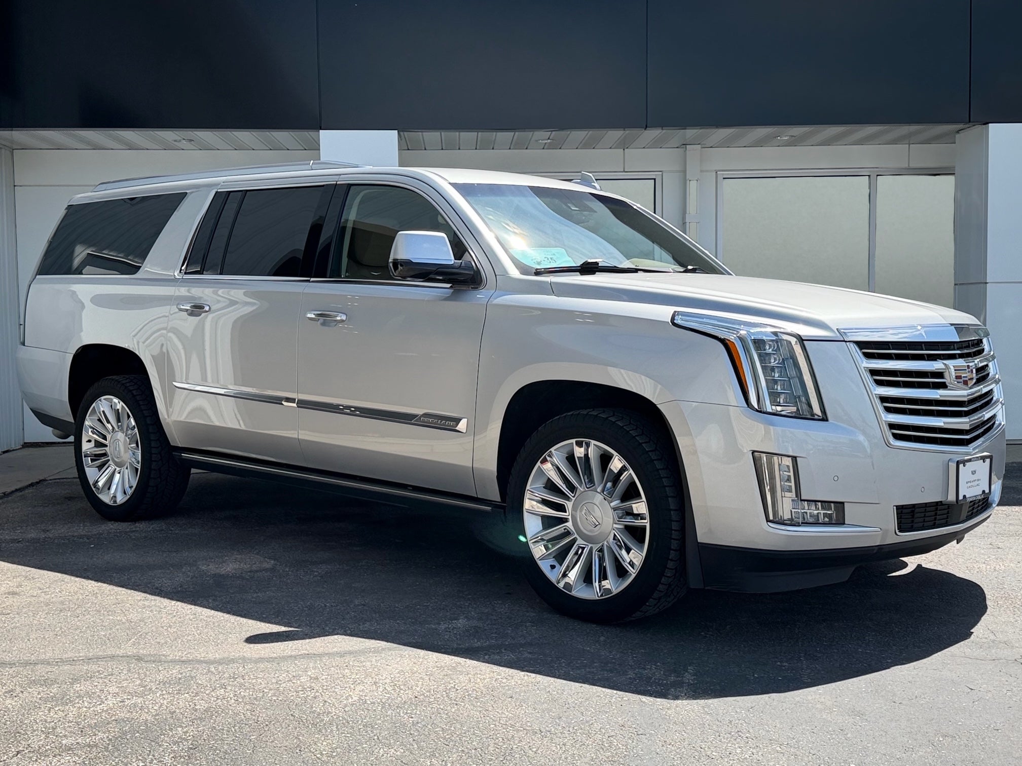 Radiant Silver Metallic 2016 Cadillac Escalade ESV Platinum 4WD SUV / Crossover Four-Wheel Drive Automatic