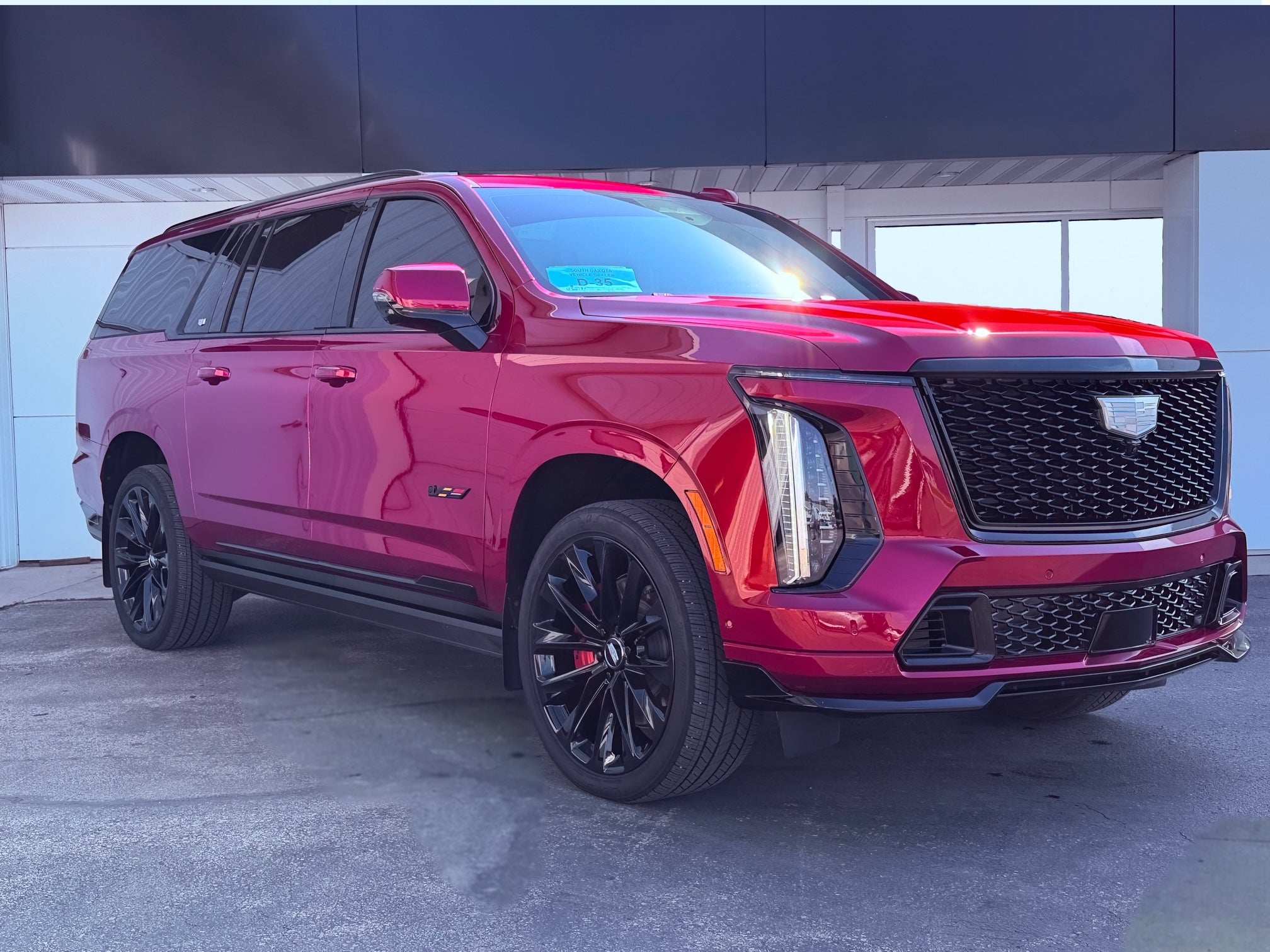  2025 Cadillac Escalade-V ESV 4WD   