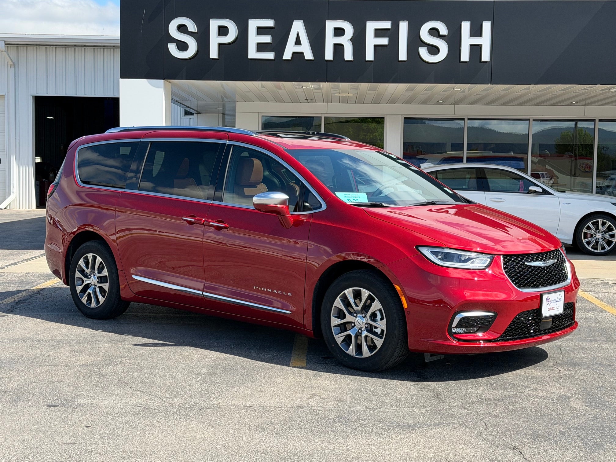 Red 2024 Chrysler Pacifica Hybrid Minivan Front-Wheel Drive 1-Speed Dual Clutch