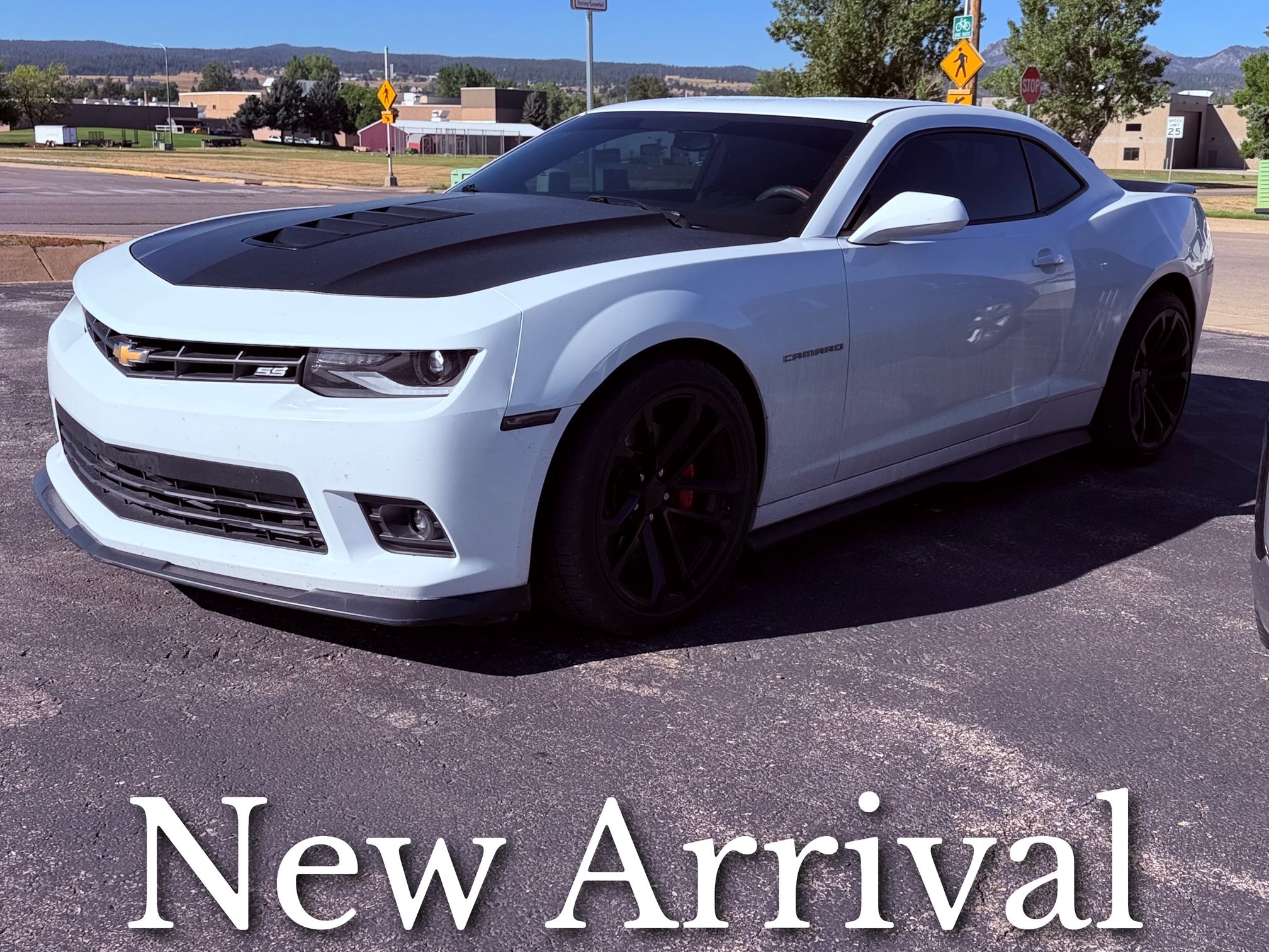 Summit White 2015 Chevrolet Camaro Coupe Rear-Wheel Drive Manual