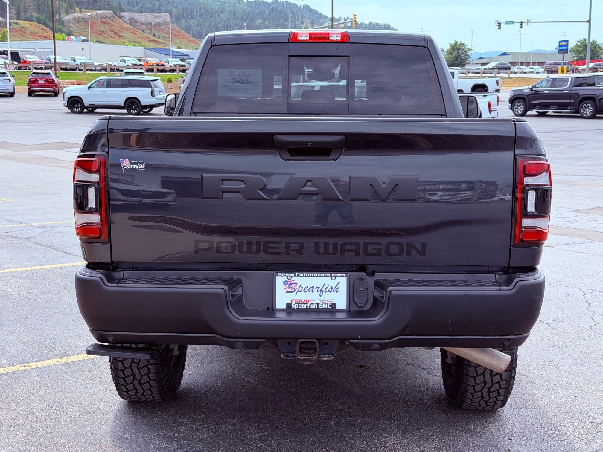 View vehicle photo 6