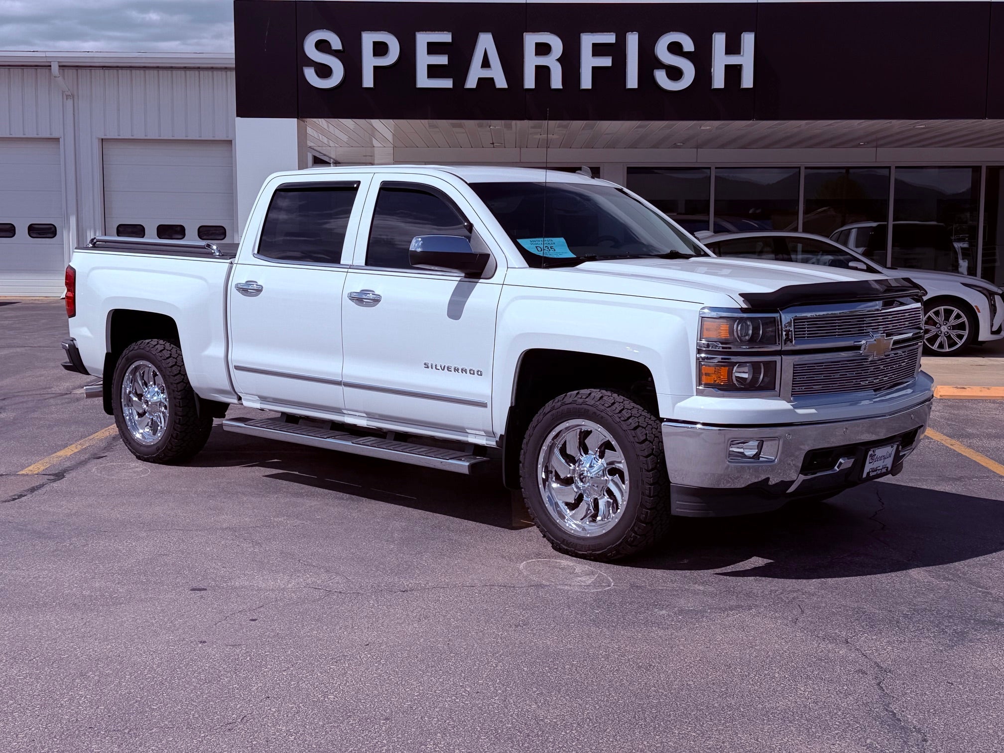 Summit White 2014 Chevrolet Silverado 1500 Pickup Truck Four-Wheel Drive Automatic