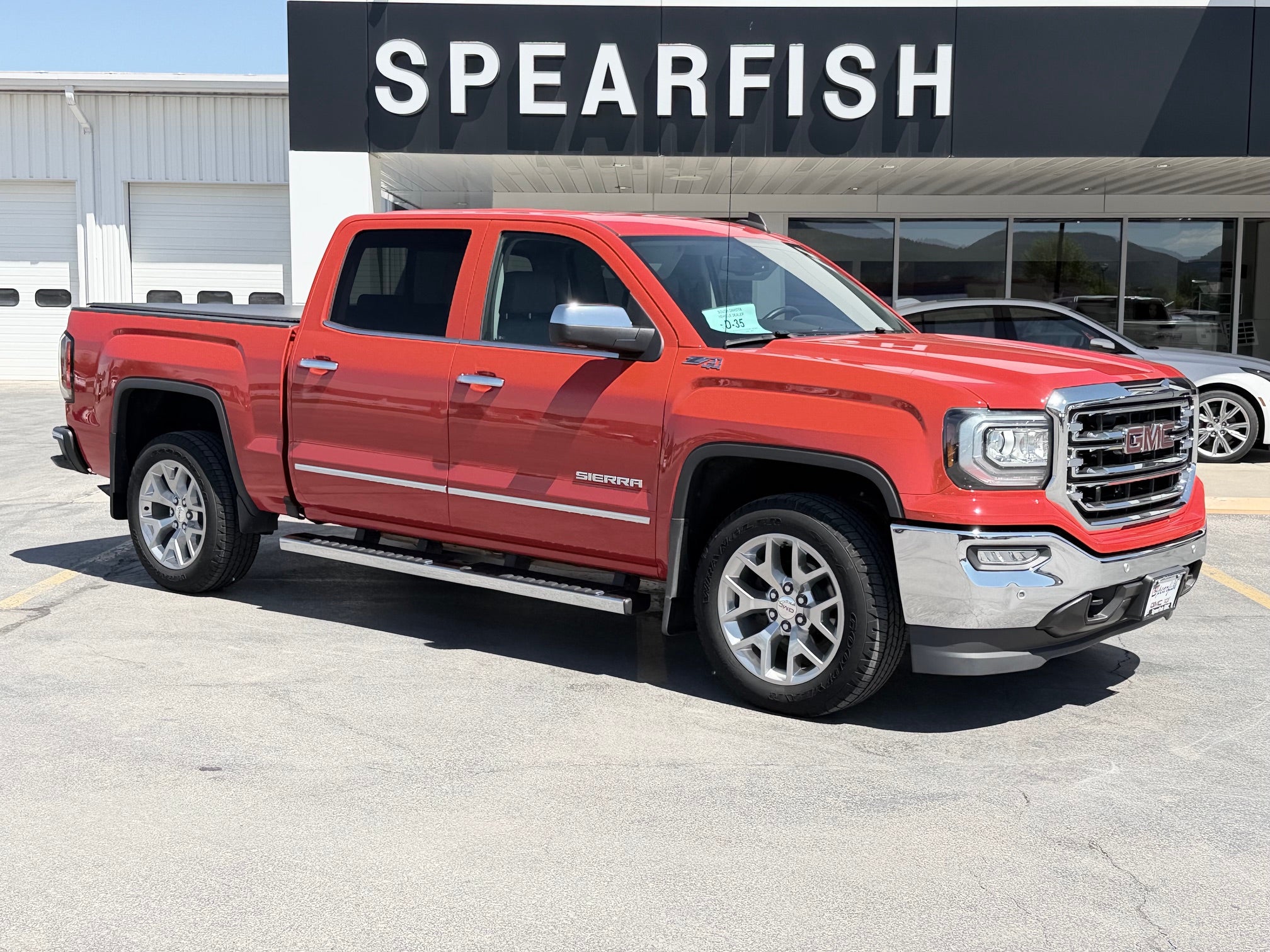  2018 GMC Sierra 1500 SLT Crew Cab 4WD   