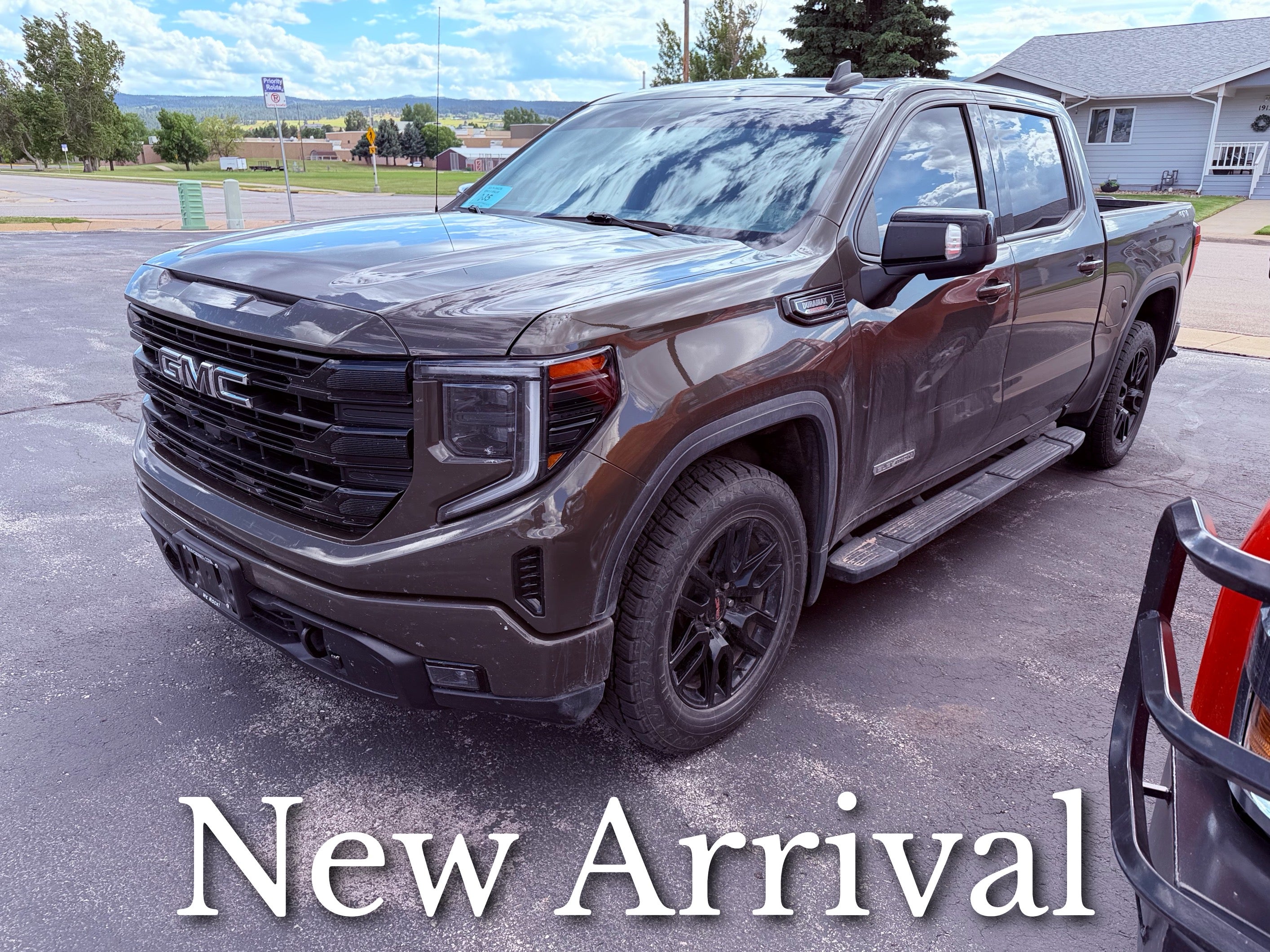 Deep Bronze Metallic 2023 GMC Sierra 1500 Pickup Truck Four-Wheel Drive Automatic