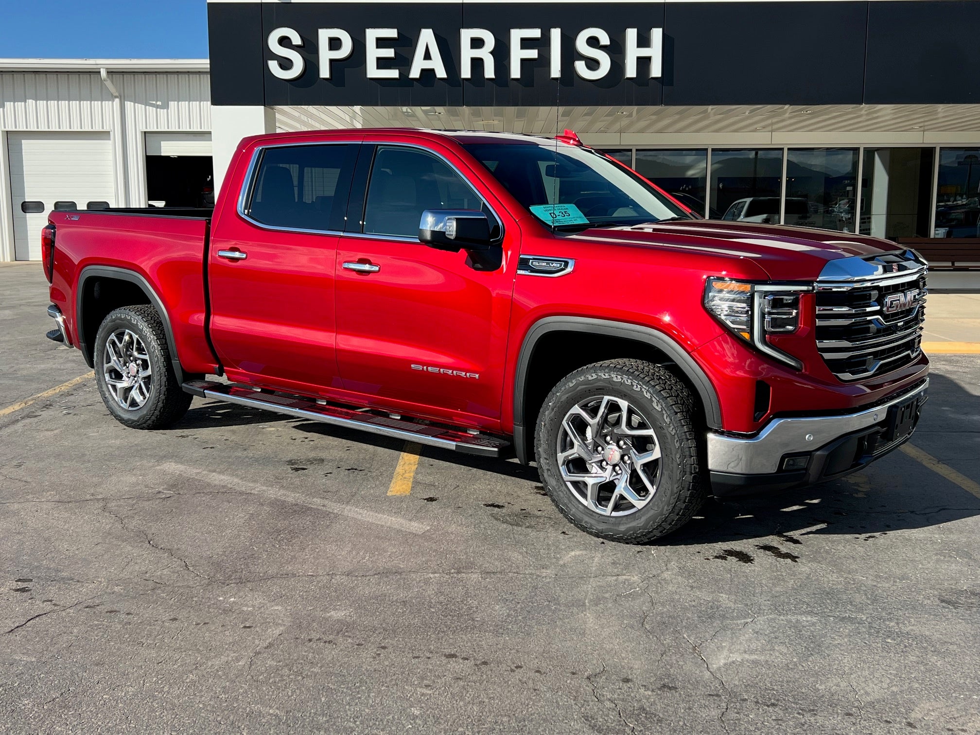 2026 GMC Sierra 1500 SLT Crew Cab 4WD