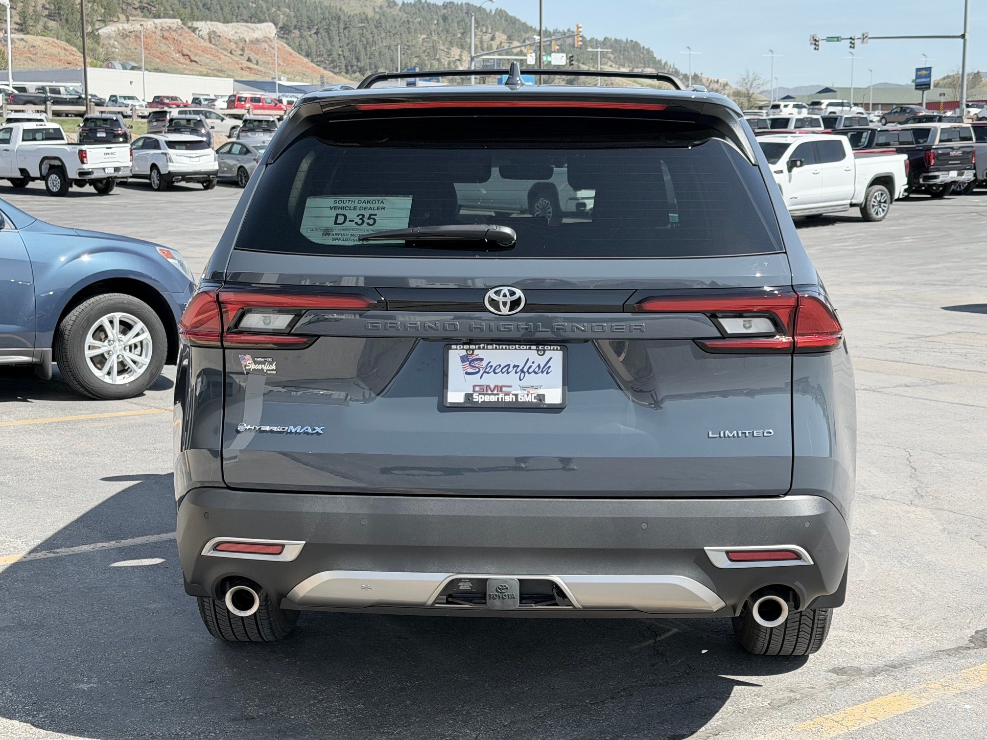View vehicle photo 6
