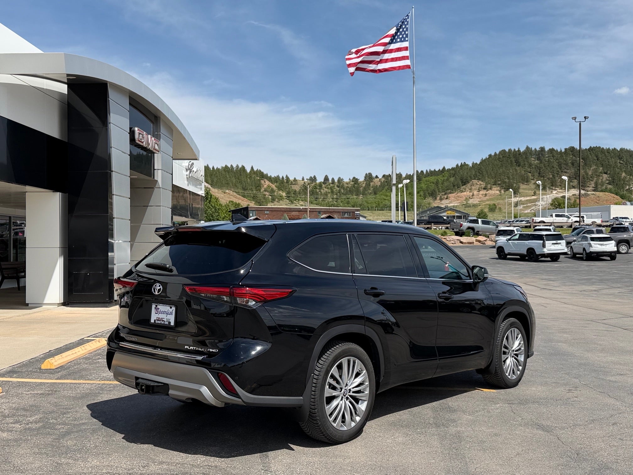 View vehicle photo 7