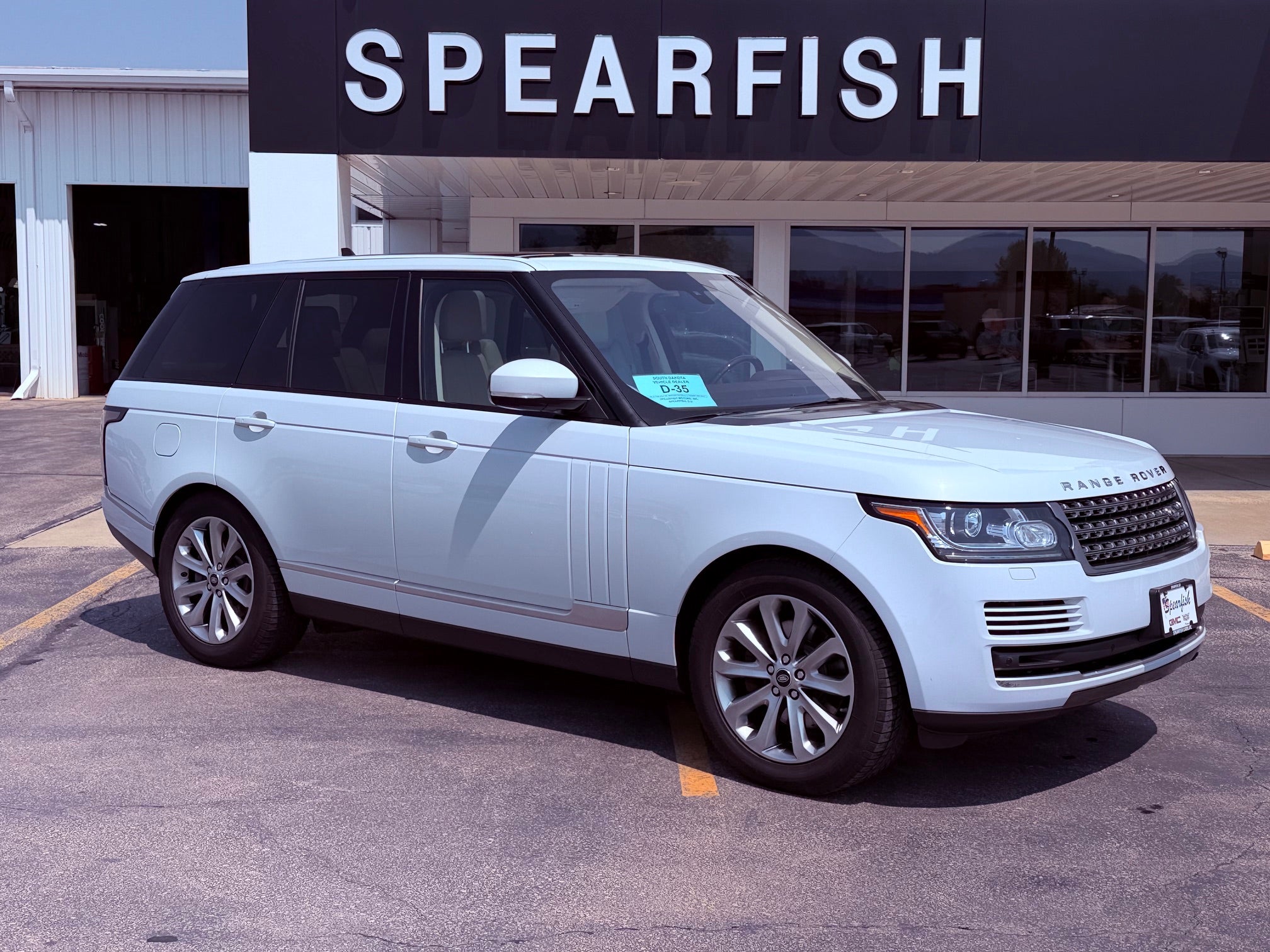 White 2016 Land Rover Range Rover SUV / Crossover All-Wheel Drive Automatic