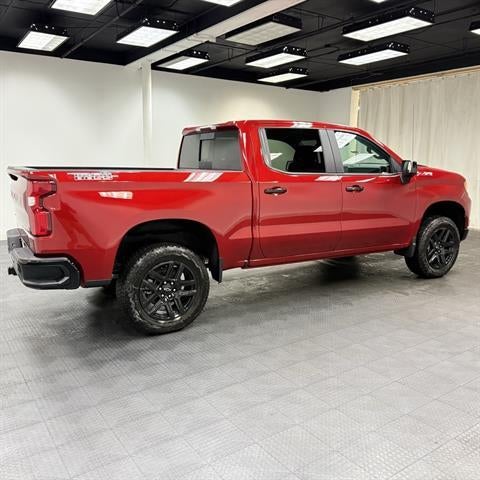 View vehicle photo 7