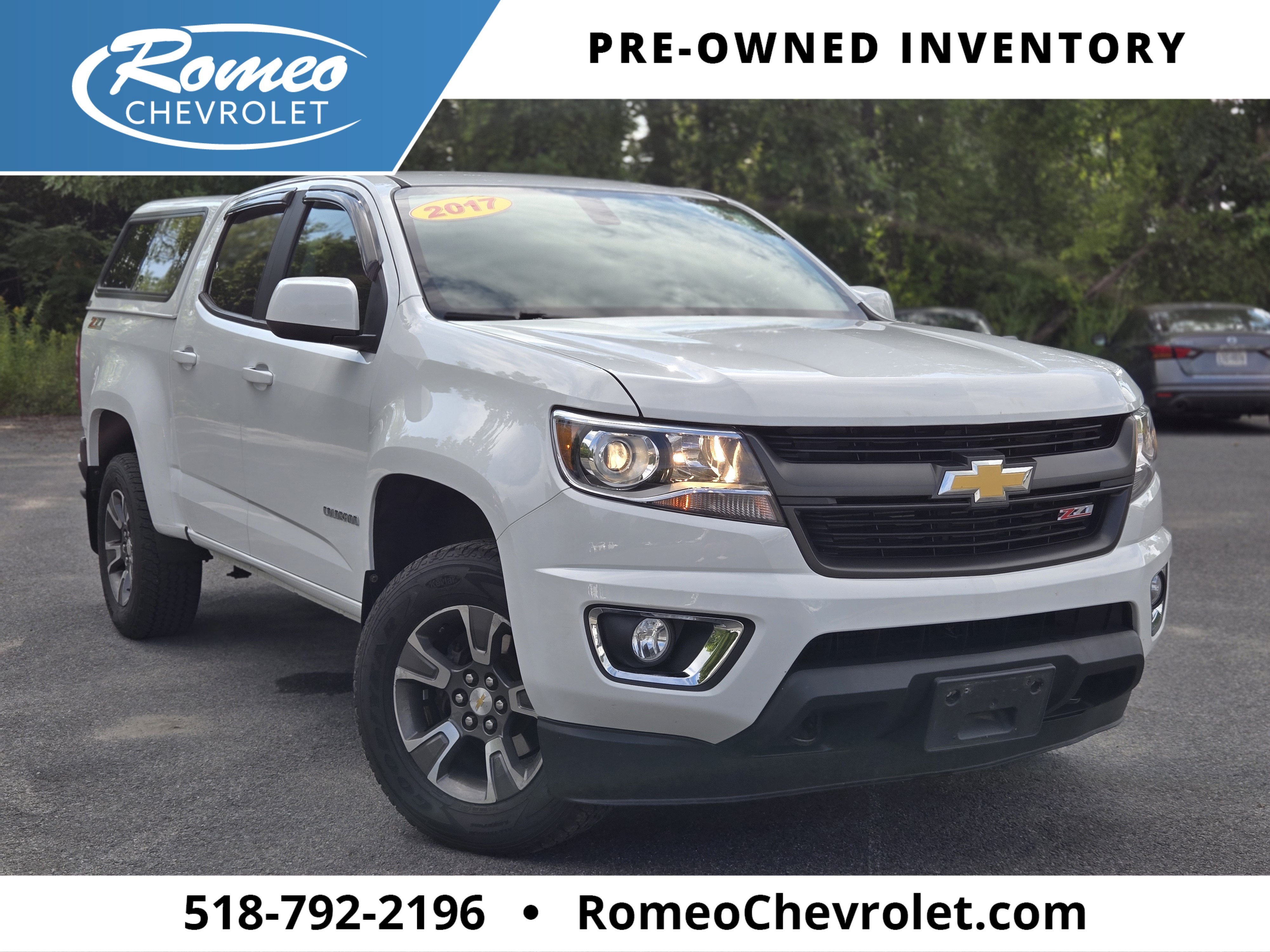 Summit White 2017 Chevrolet Colorado Pickup Truck Four-Wheel Drive Automatic