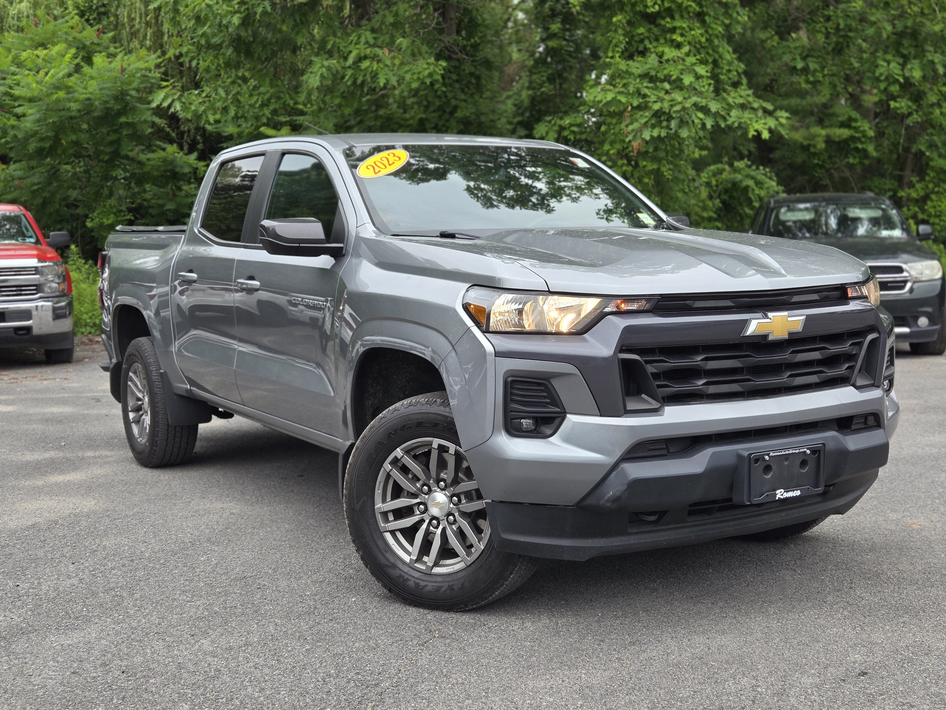 Sterling Gray Metallic 2023 Chevrolet Colorado Pickup Truck Four-Wheel Drive Automatic