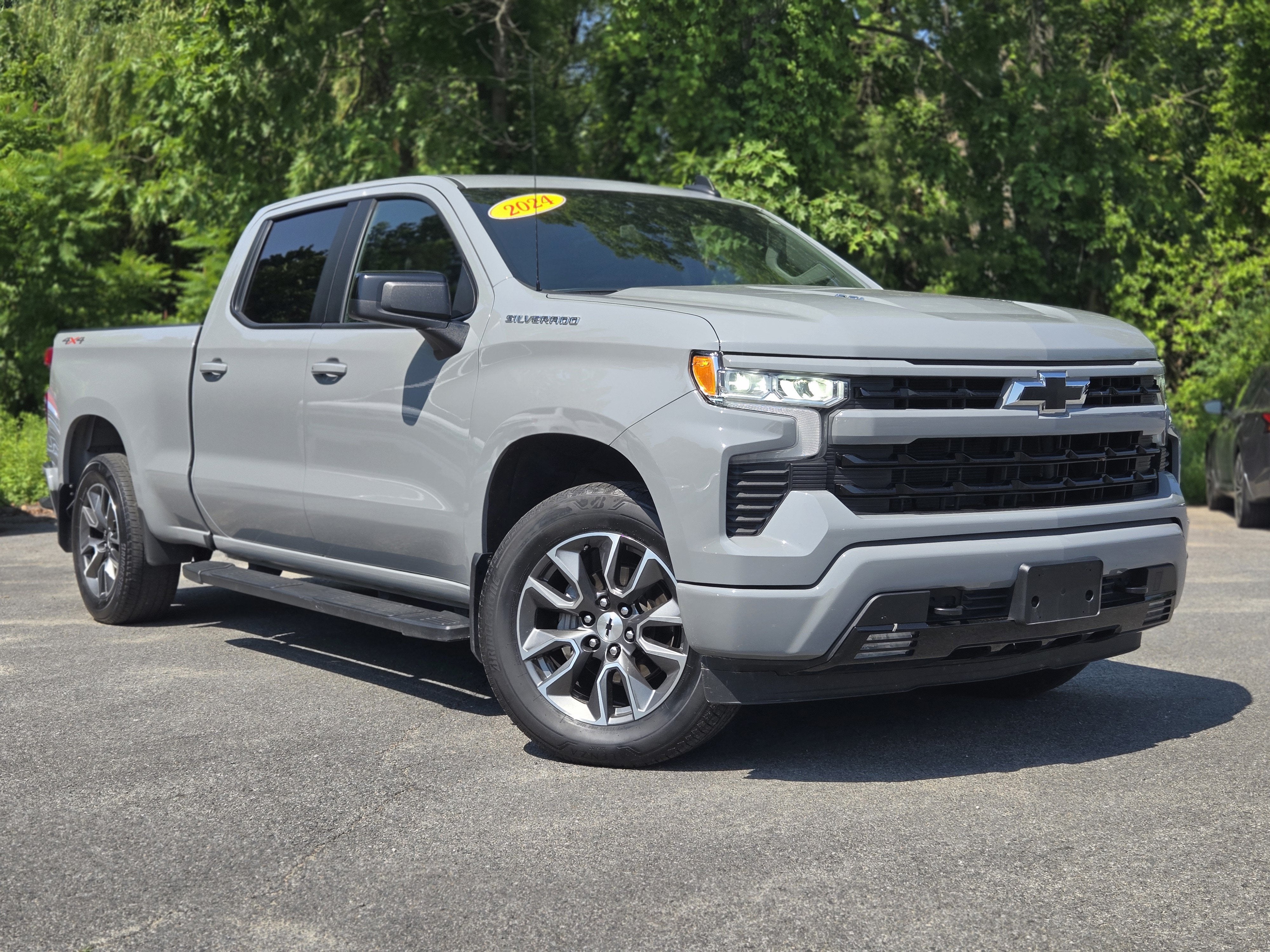 Slate Gray Metallic 2024 Chevrolet Silverado 1500 Pickup Truck Four-Wheel Drive Automatic