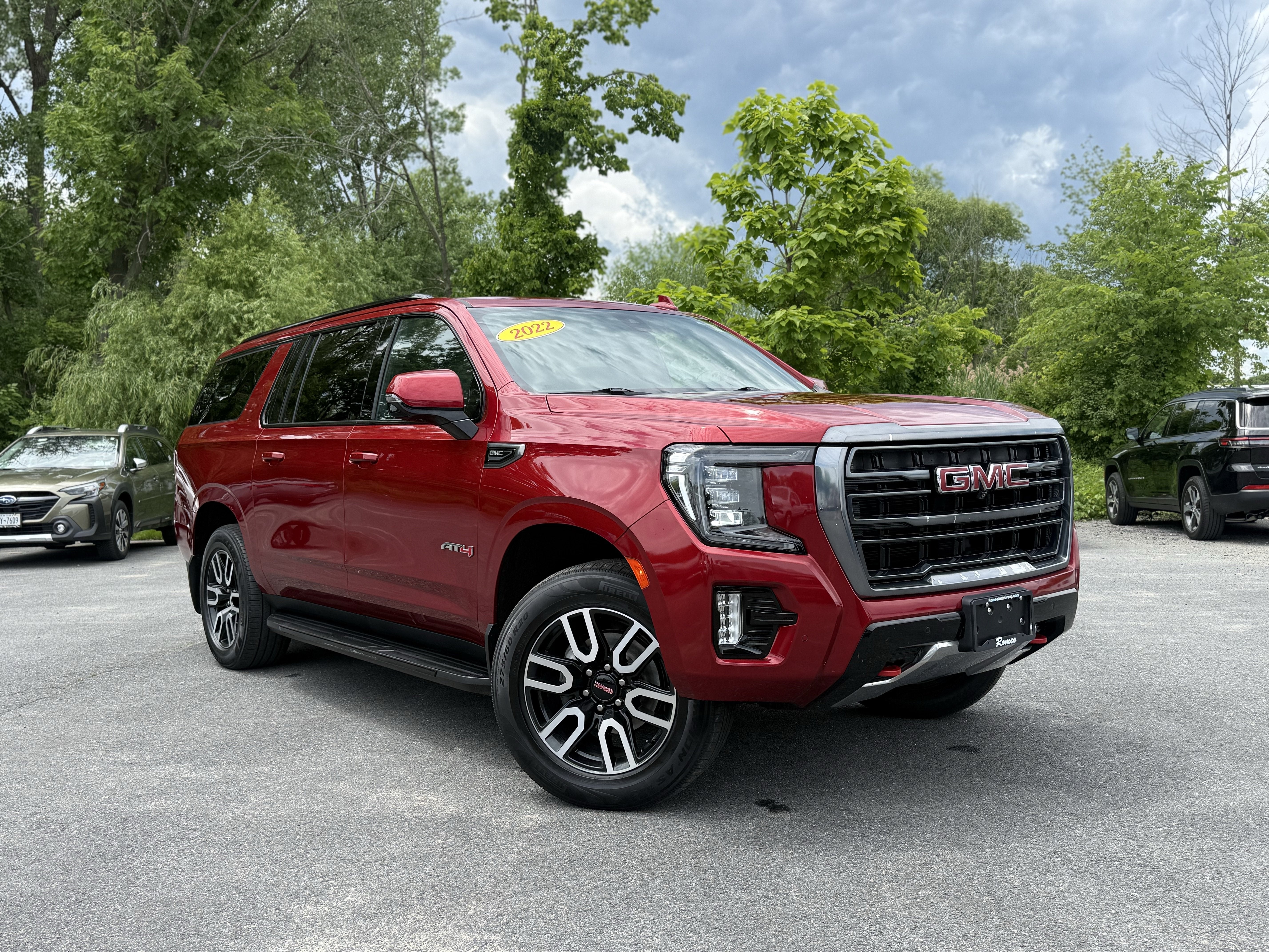  2022 GMC Yukon XL AT4 4WD   