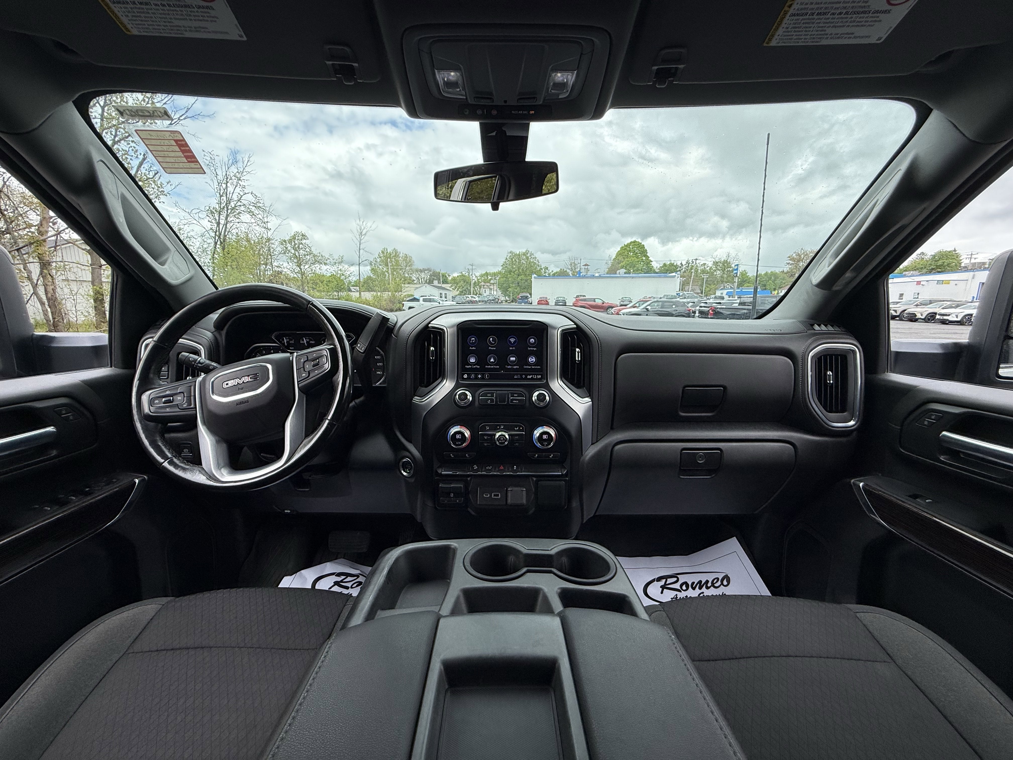 View vehicle photo 2