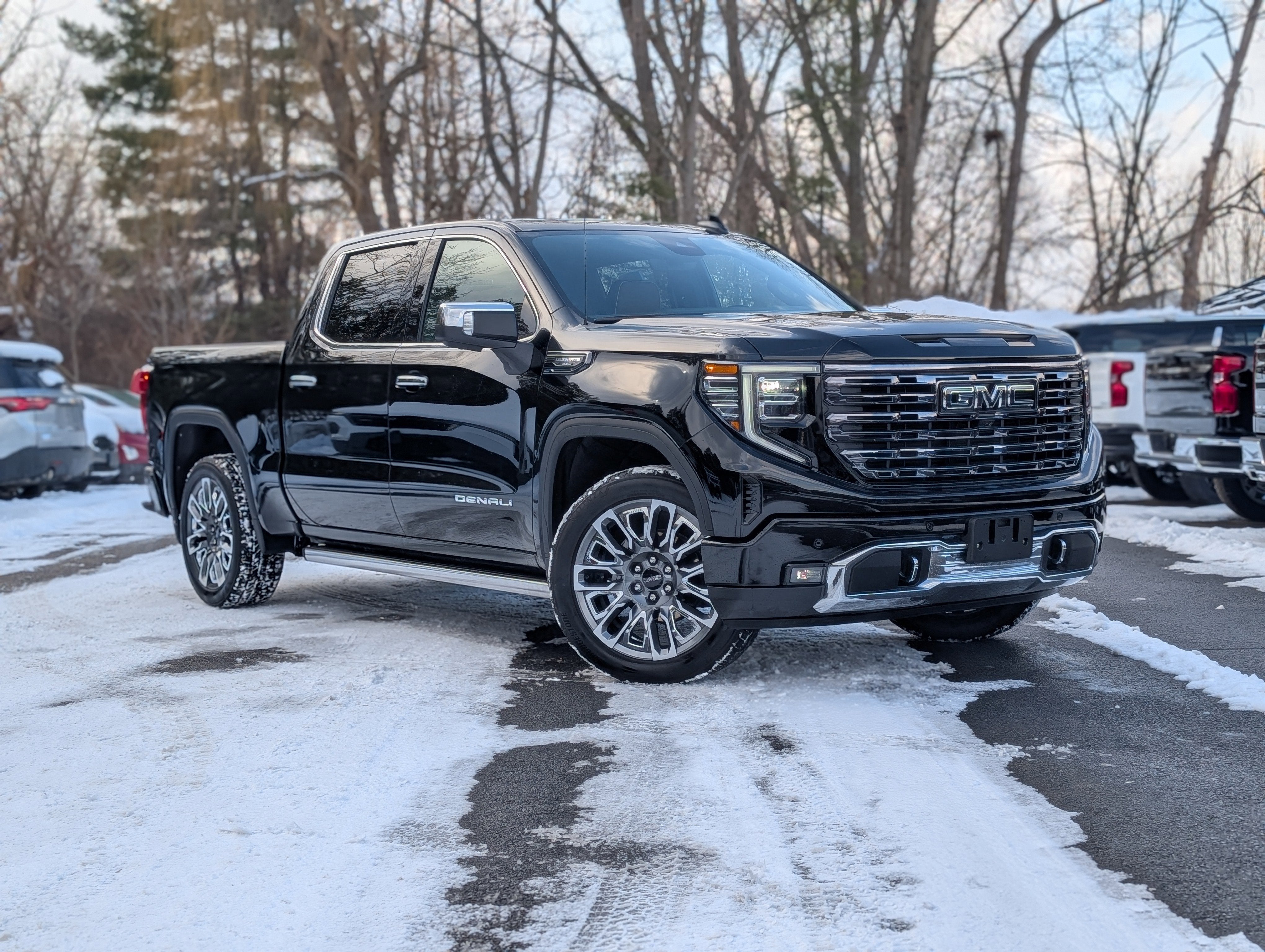 2025 GMC Sierra 1500 Denali Ultimate Crew Cab 4WD