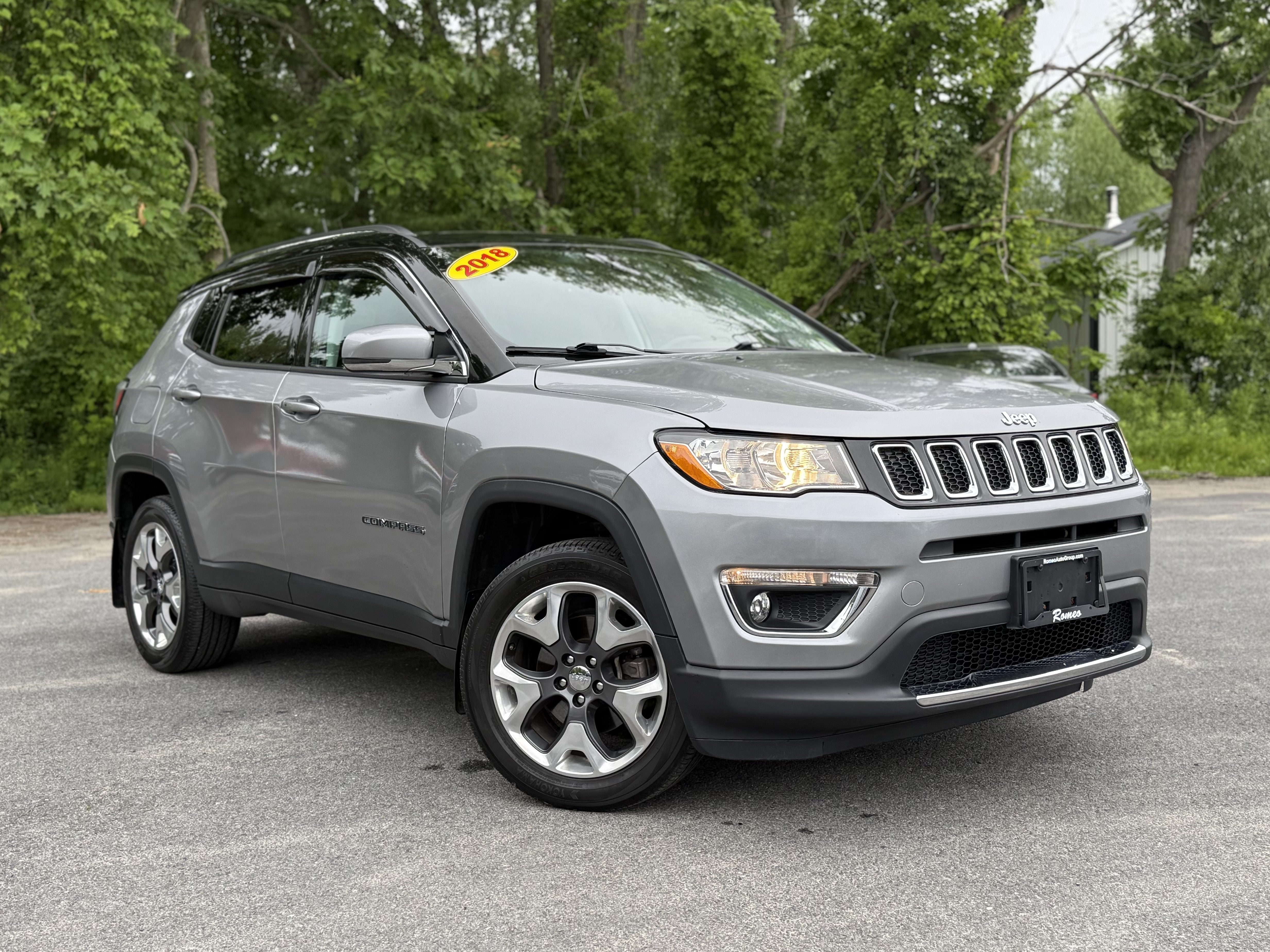 Silver 2018 Jeep Compass SUV / Crossover Four-Wheel Drive Automatic