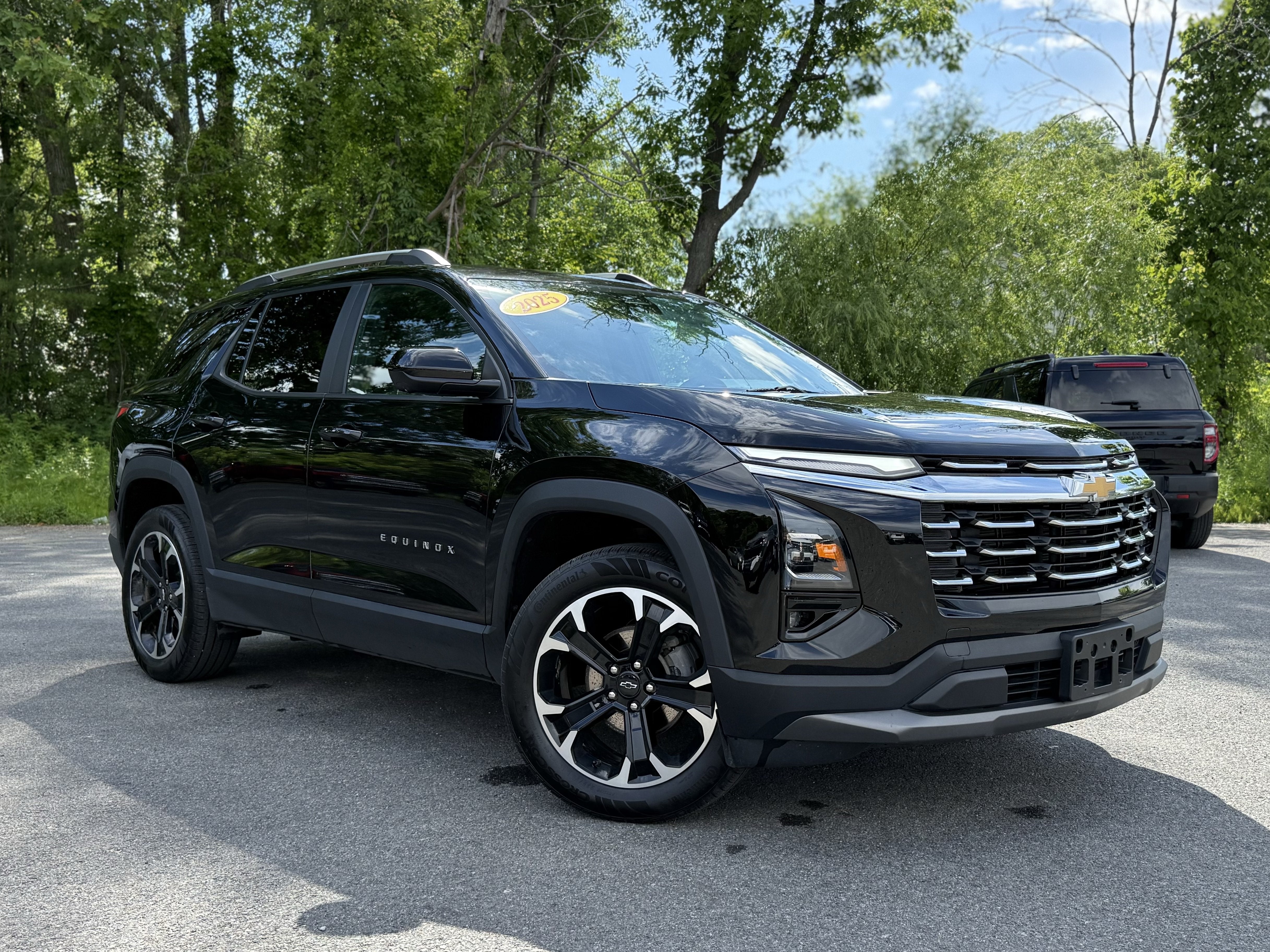 Mosaic Black Metallic 2025 Chevrolet Equinox SUV / Crossover Four-Wheel Drive Automatic