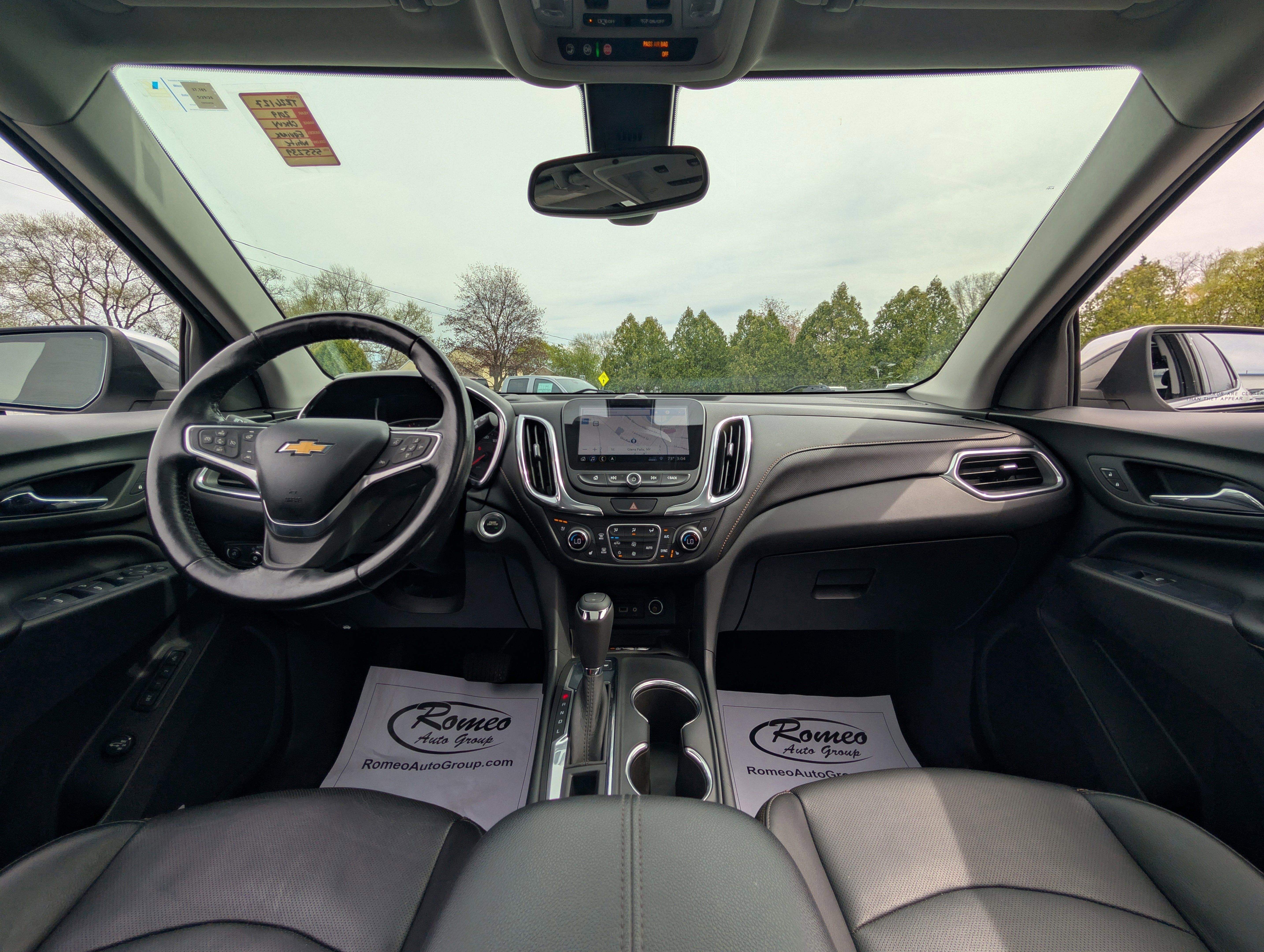 View vehicle photo 2